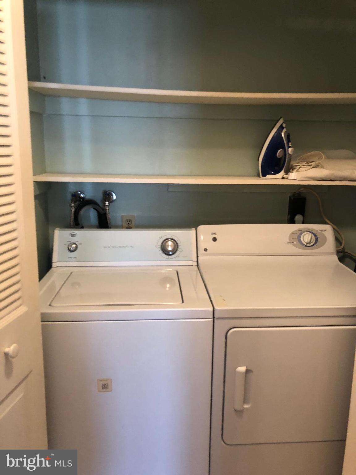 BERKSHIRE ESTATES - Residential Lease