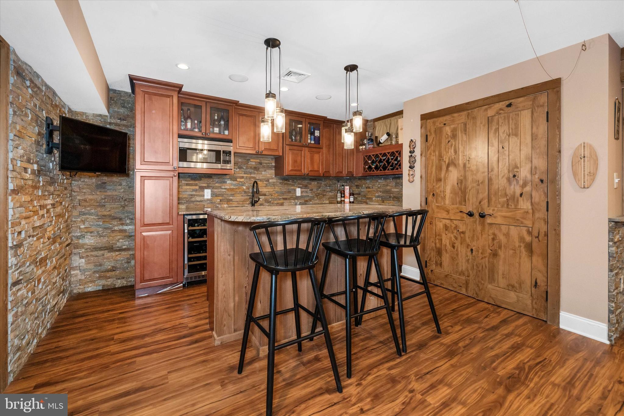 ARDMOOR - Residential