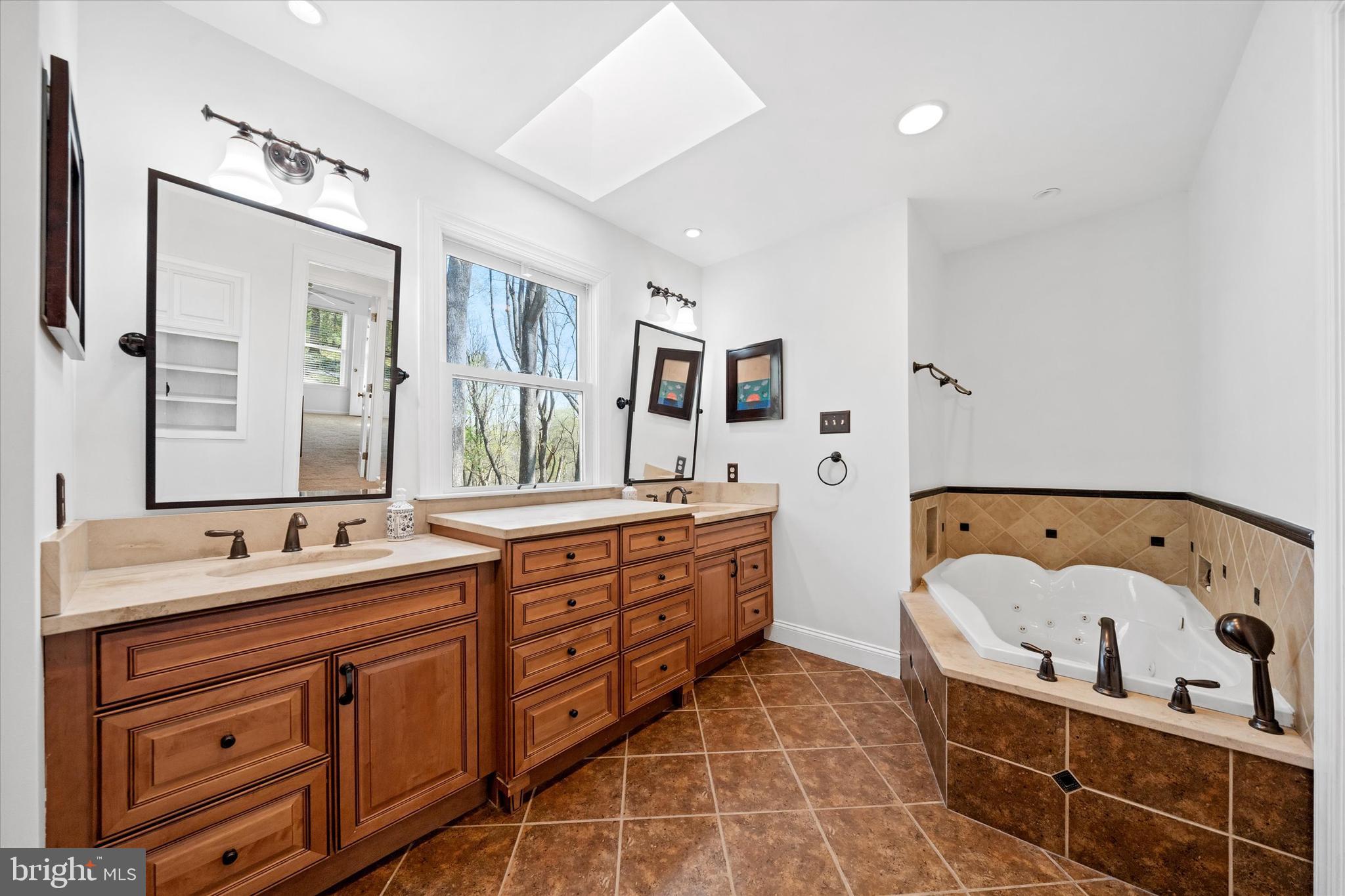 ARDMOOR - Residential