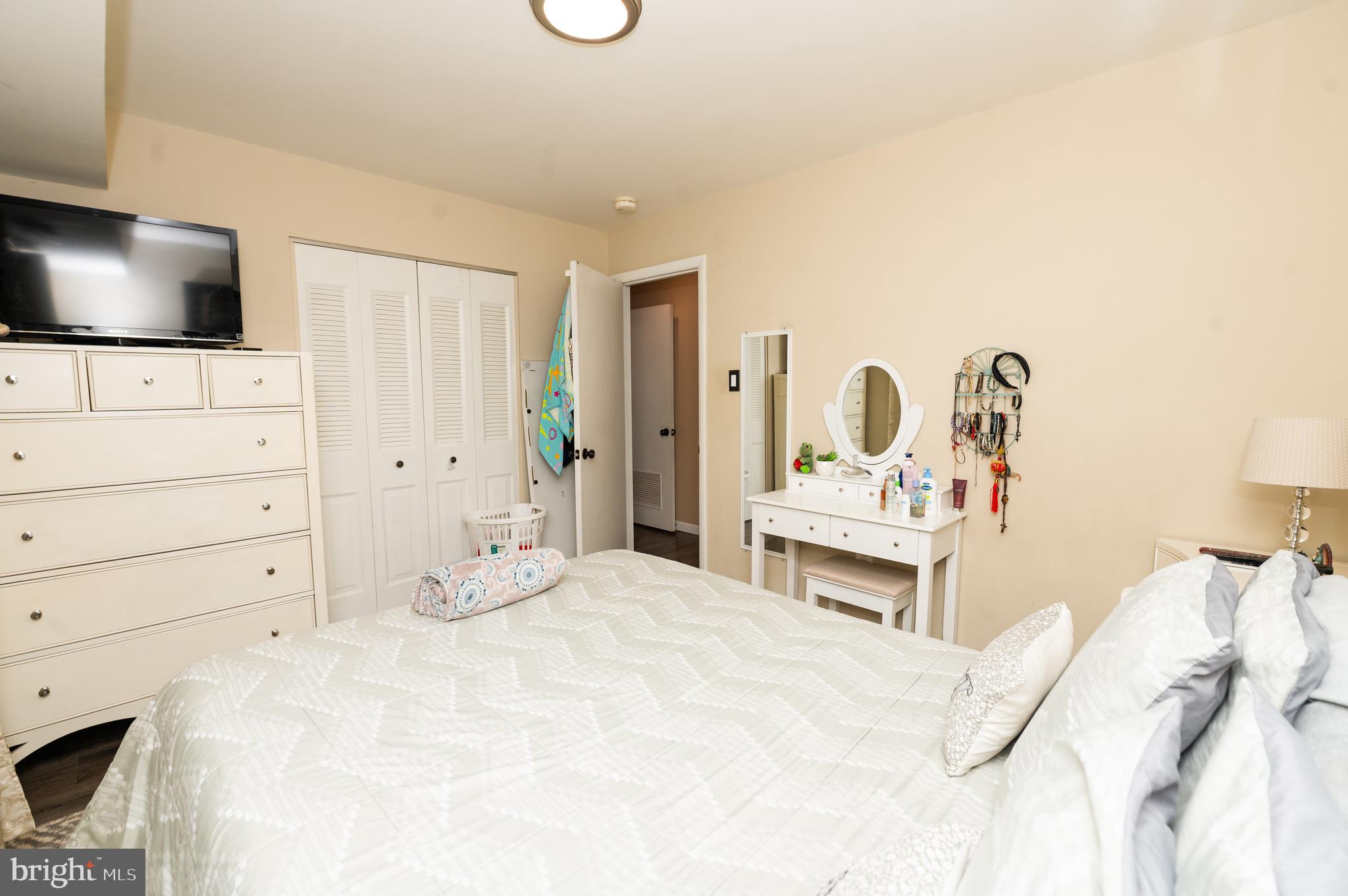 PARK TERRACE - Residential Lease