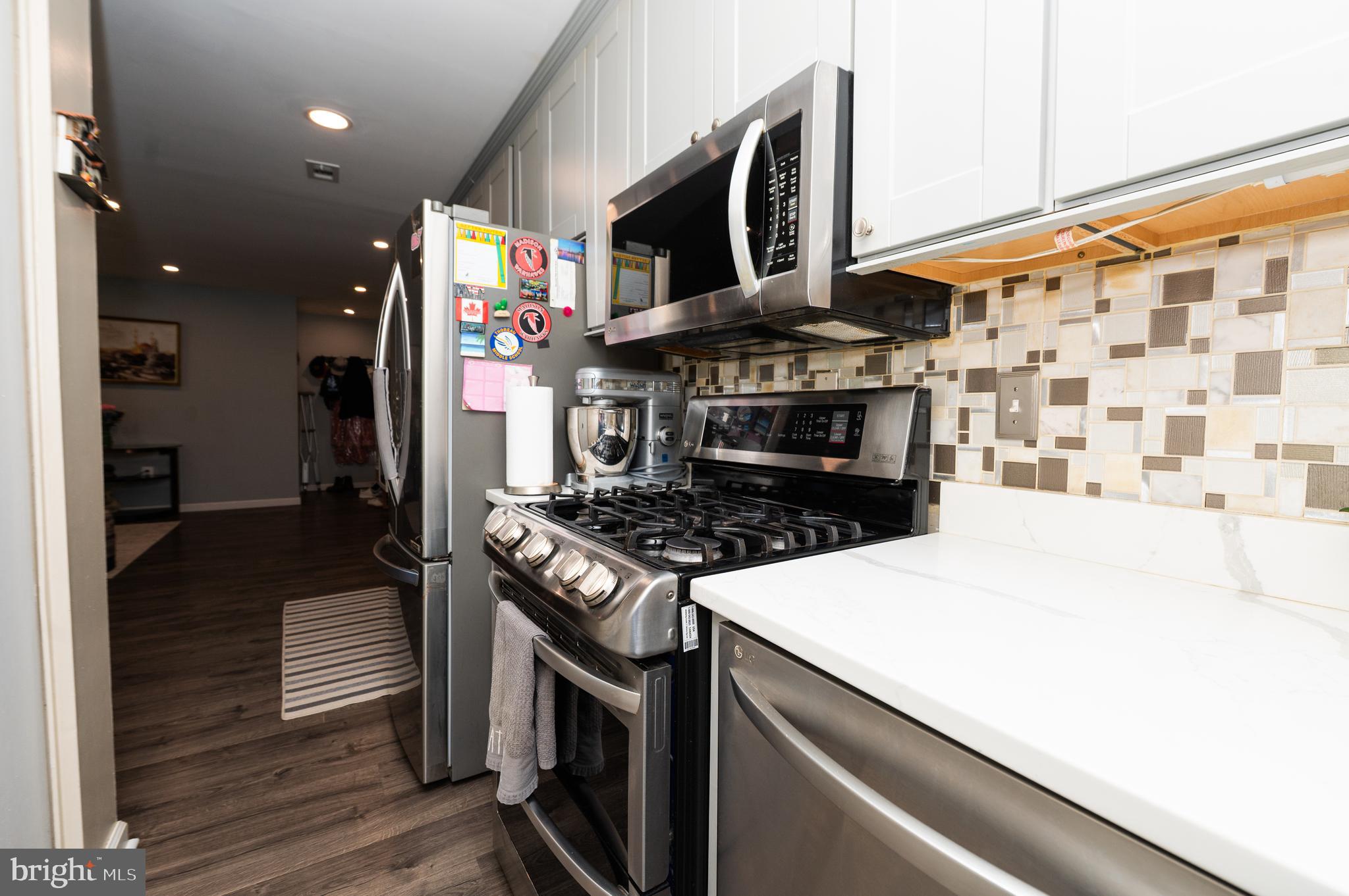 PARK TERRACE - Residential Lease