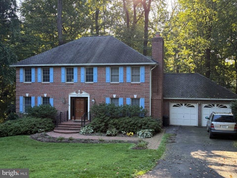 Photo of 3806 Haynsworth Place, FAIRFAX, VA 22031 (MLS # VAFC2009190)