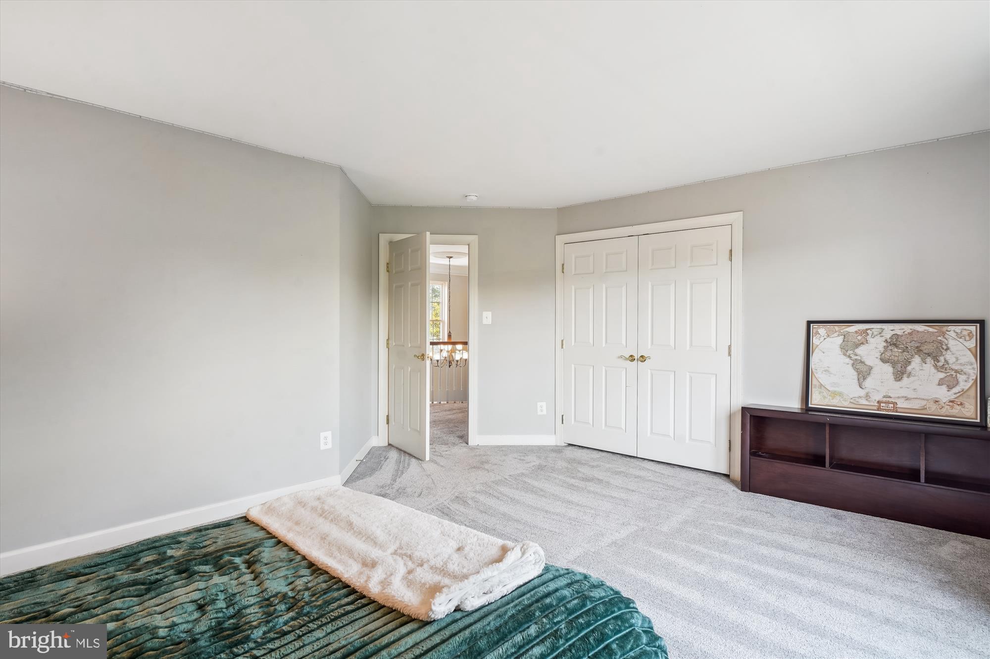 ELMWOOD FARM - Residential