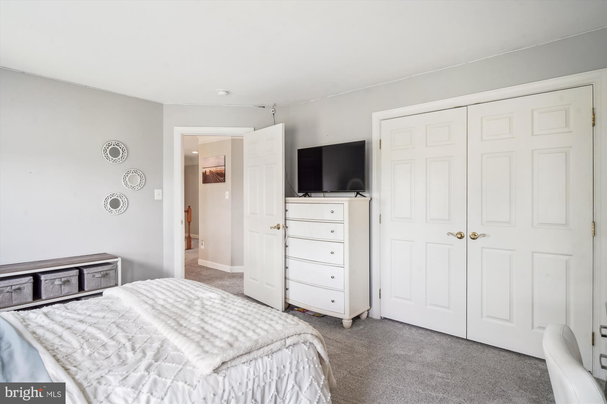 ELMWOOD FARM - Residential