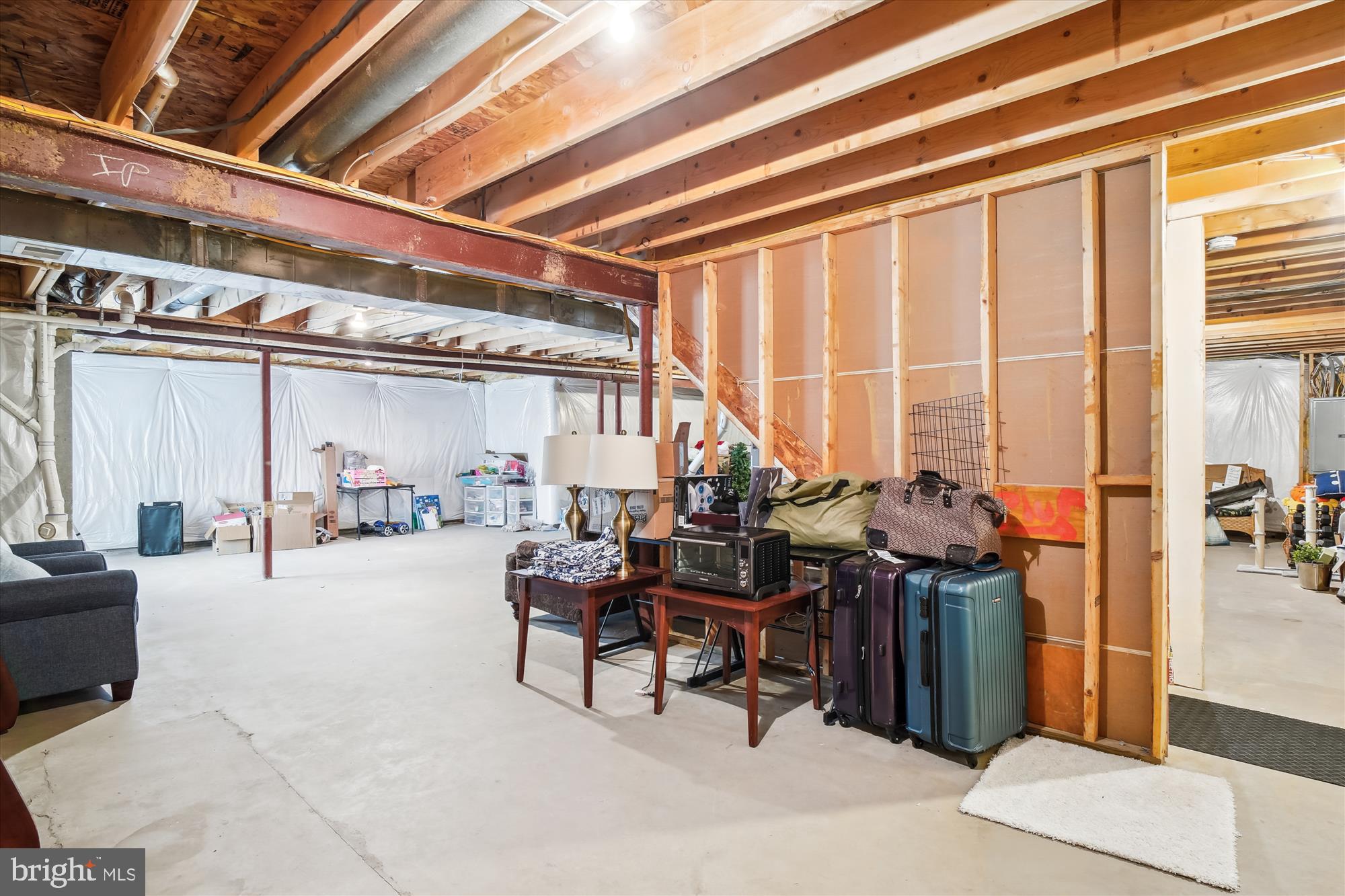 ELMWOOD FARM - Residential