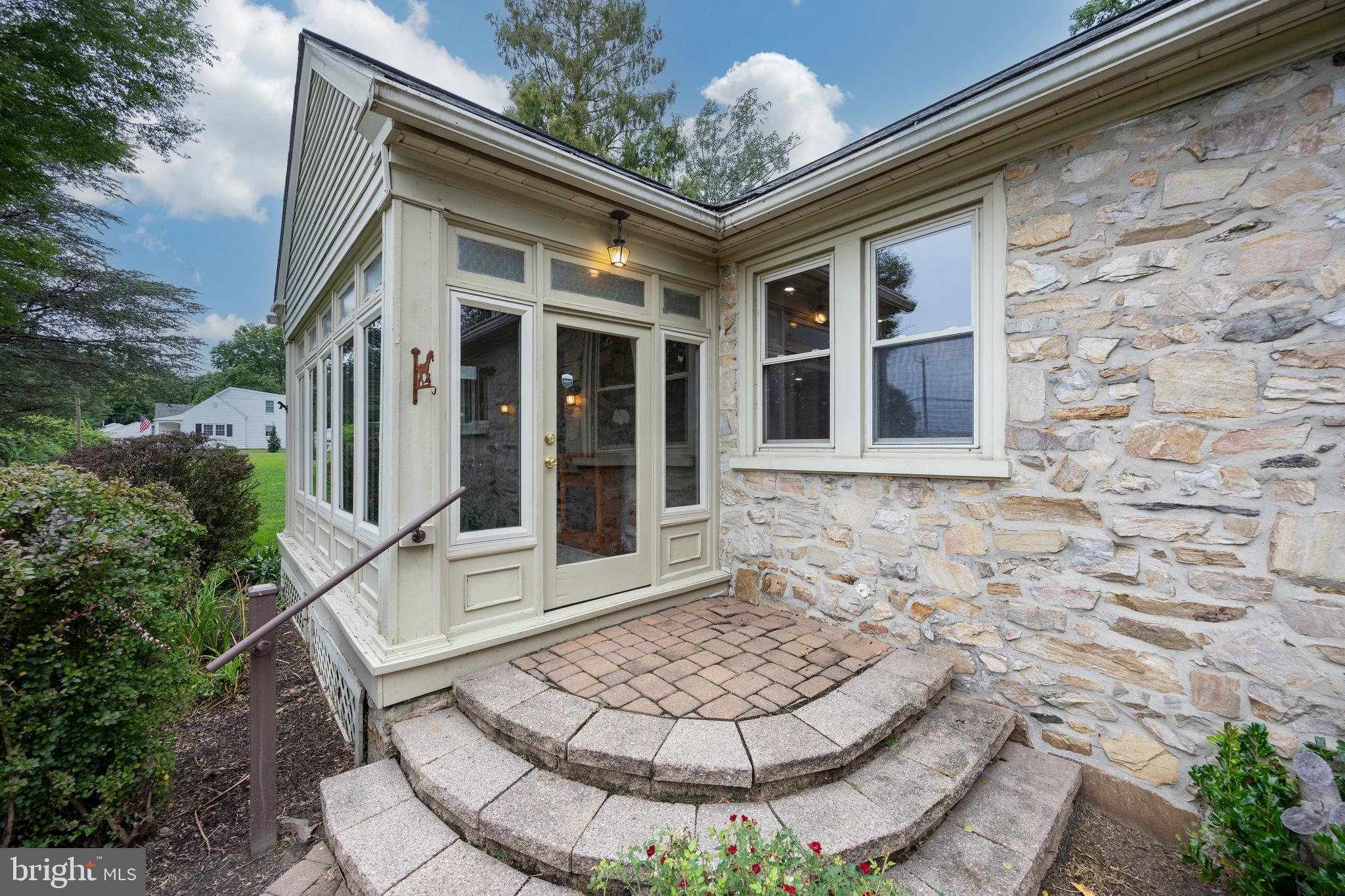 307 E STREET ROAD
