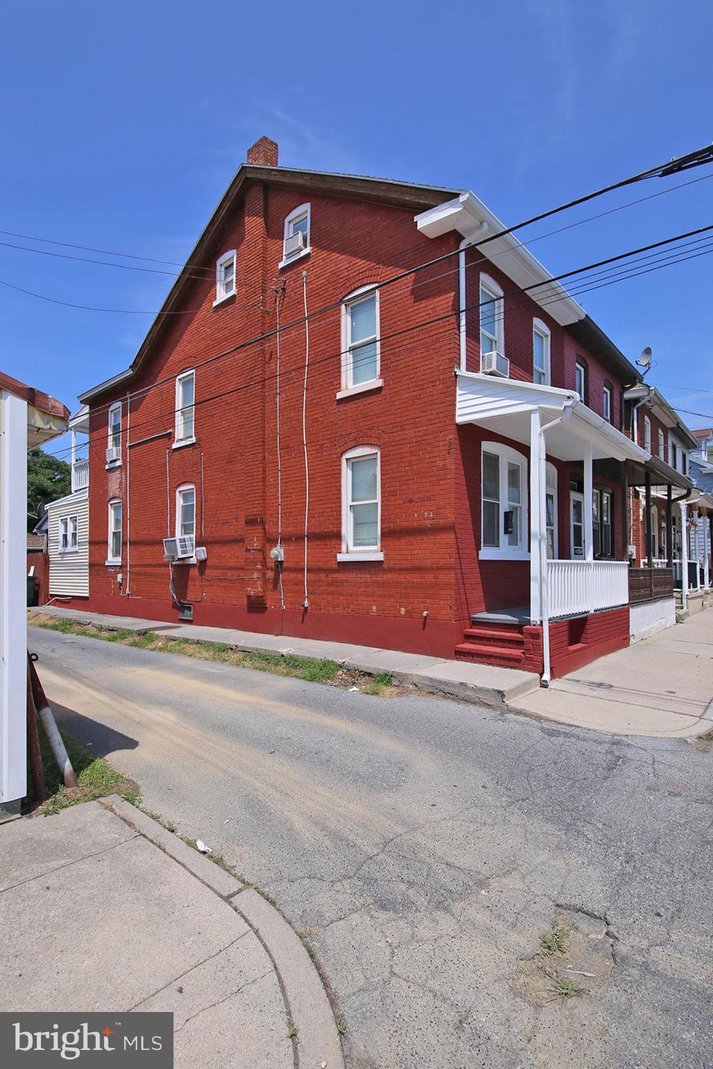 437 N 3RD AVENUE