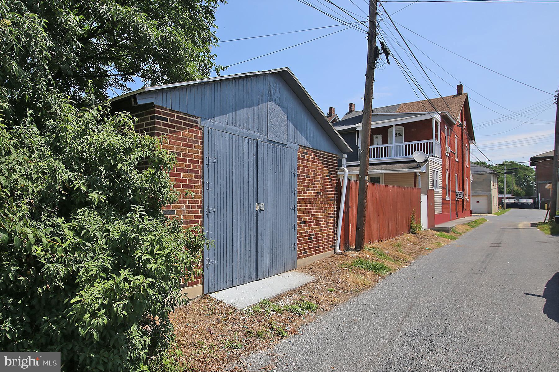 437 N 3RD AVENUE