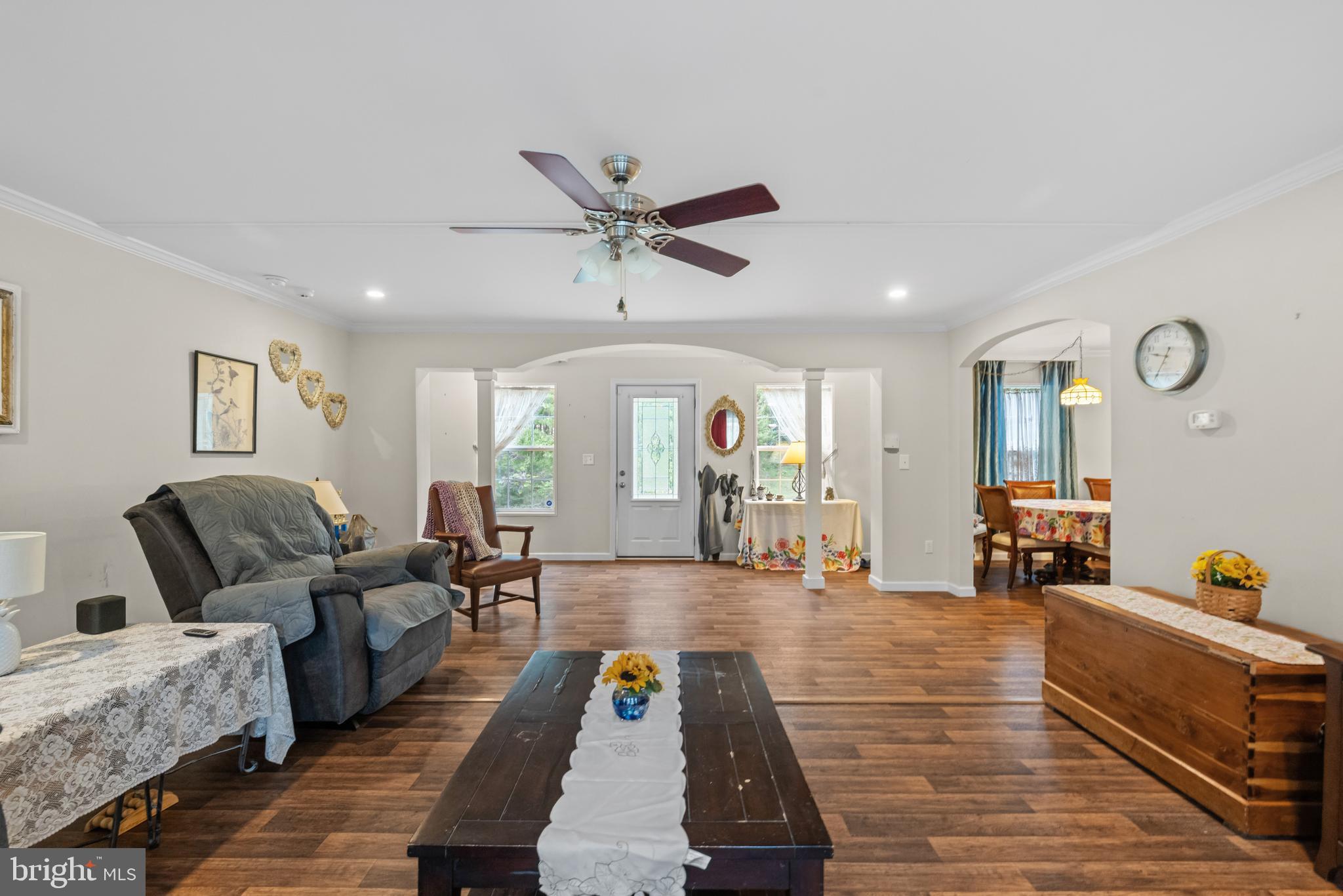 SHERMAN ESTATES - Residential