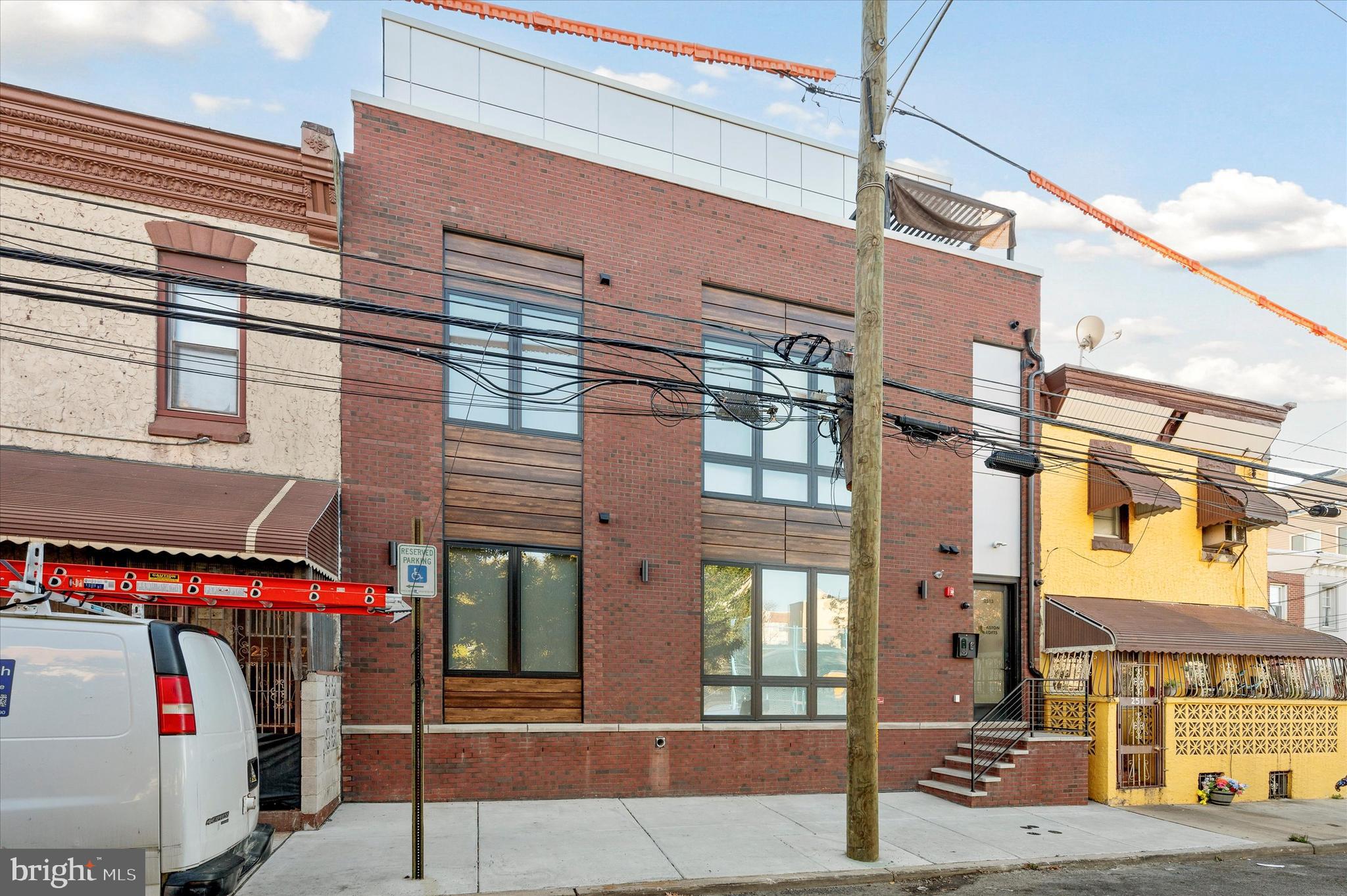 KENSINGTON - Residential Lease