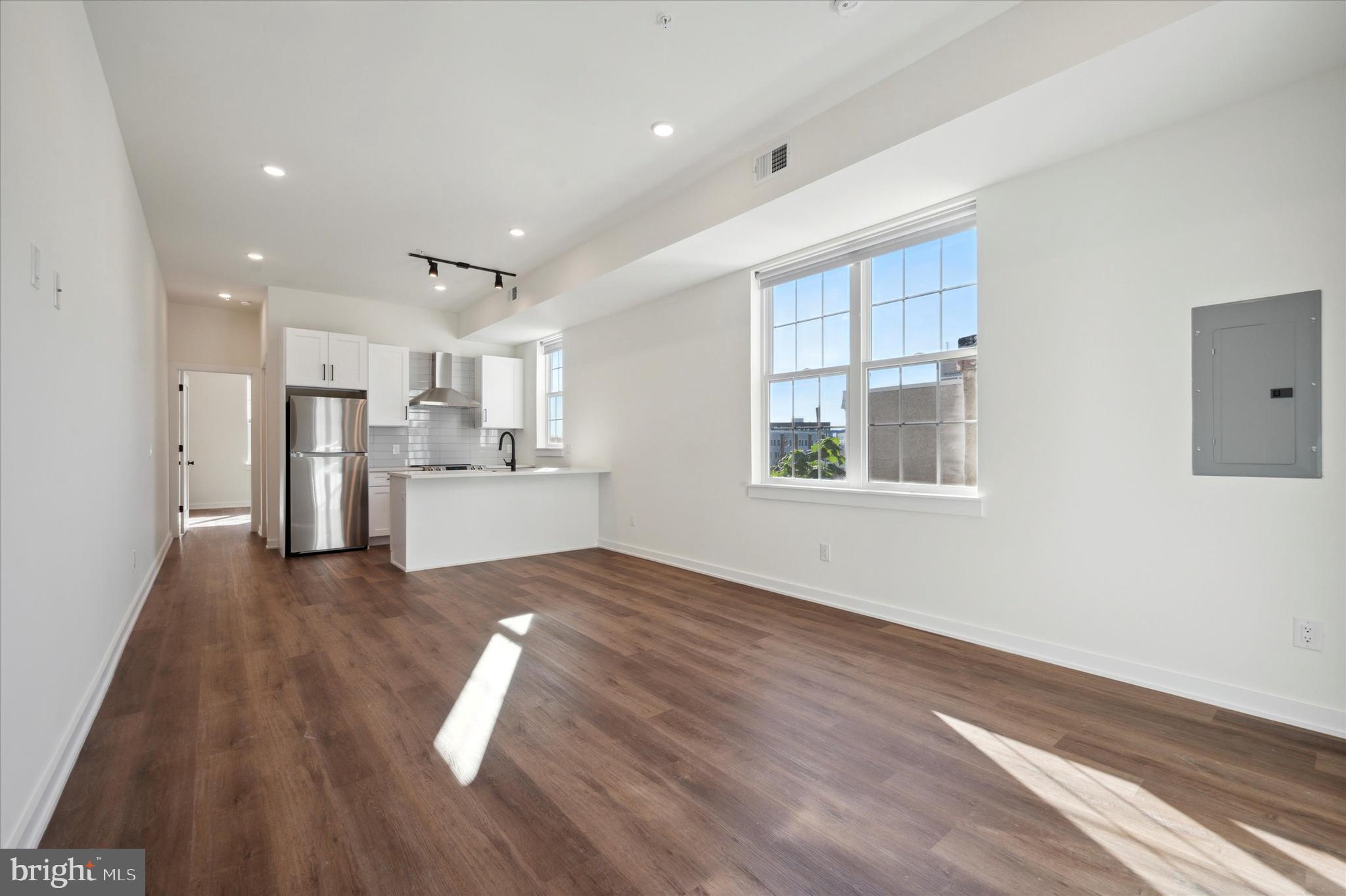 KENSINGTON - Residential Lease