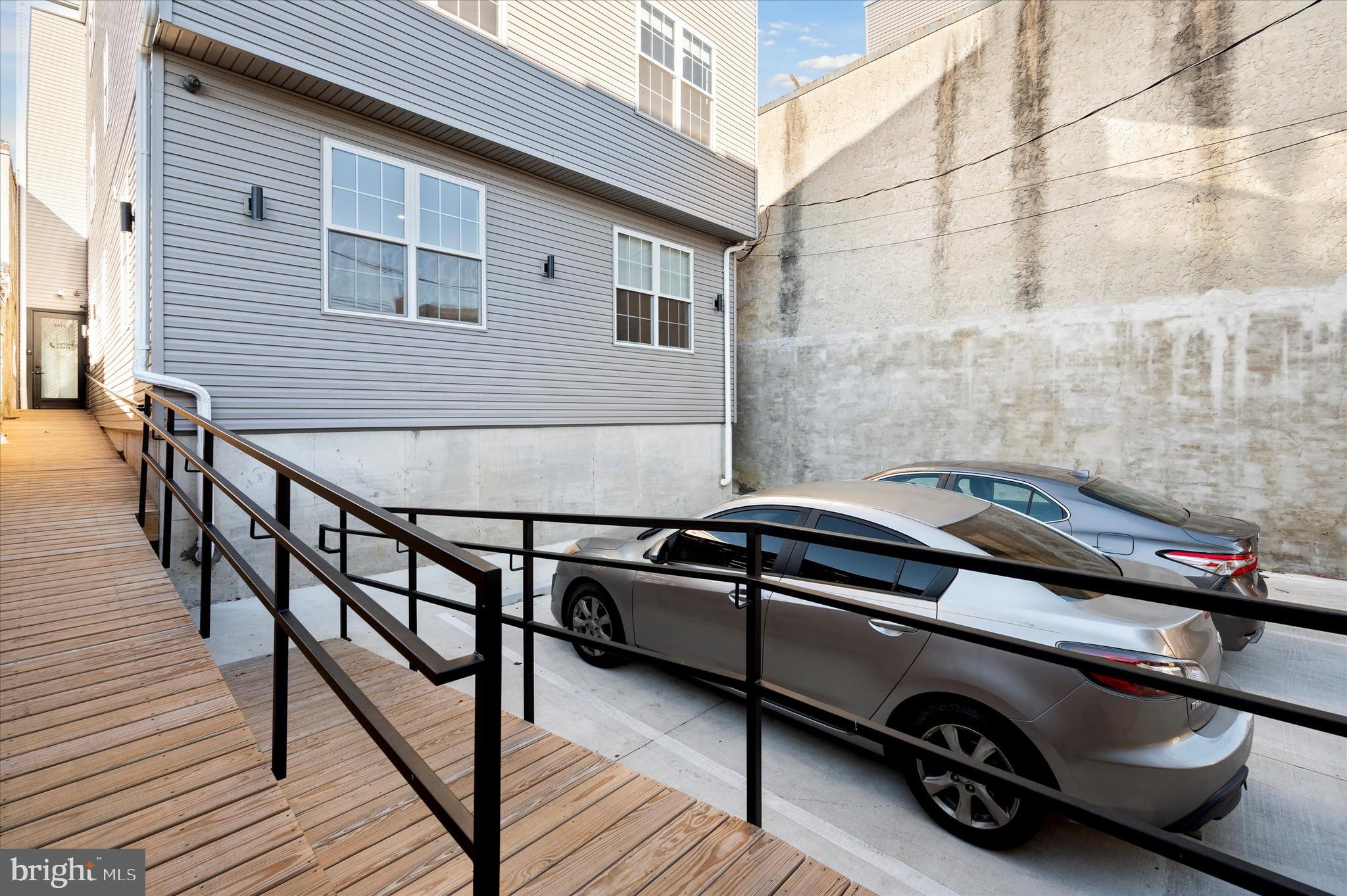 KENSINGTON - Residential Lease