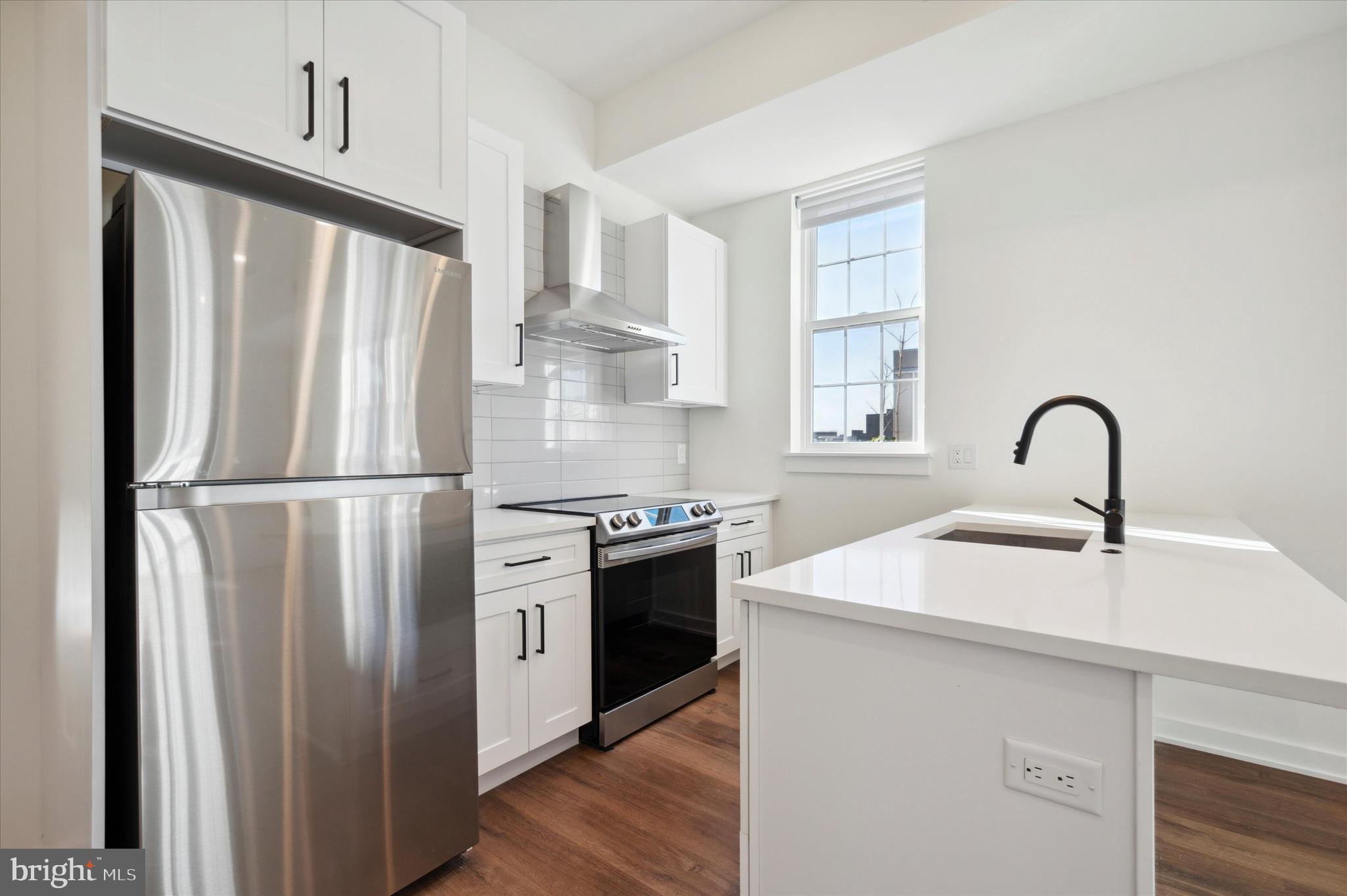 KENSINGTON - Residential Lease