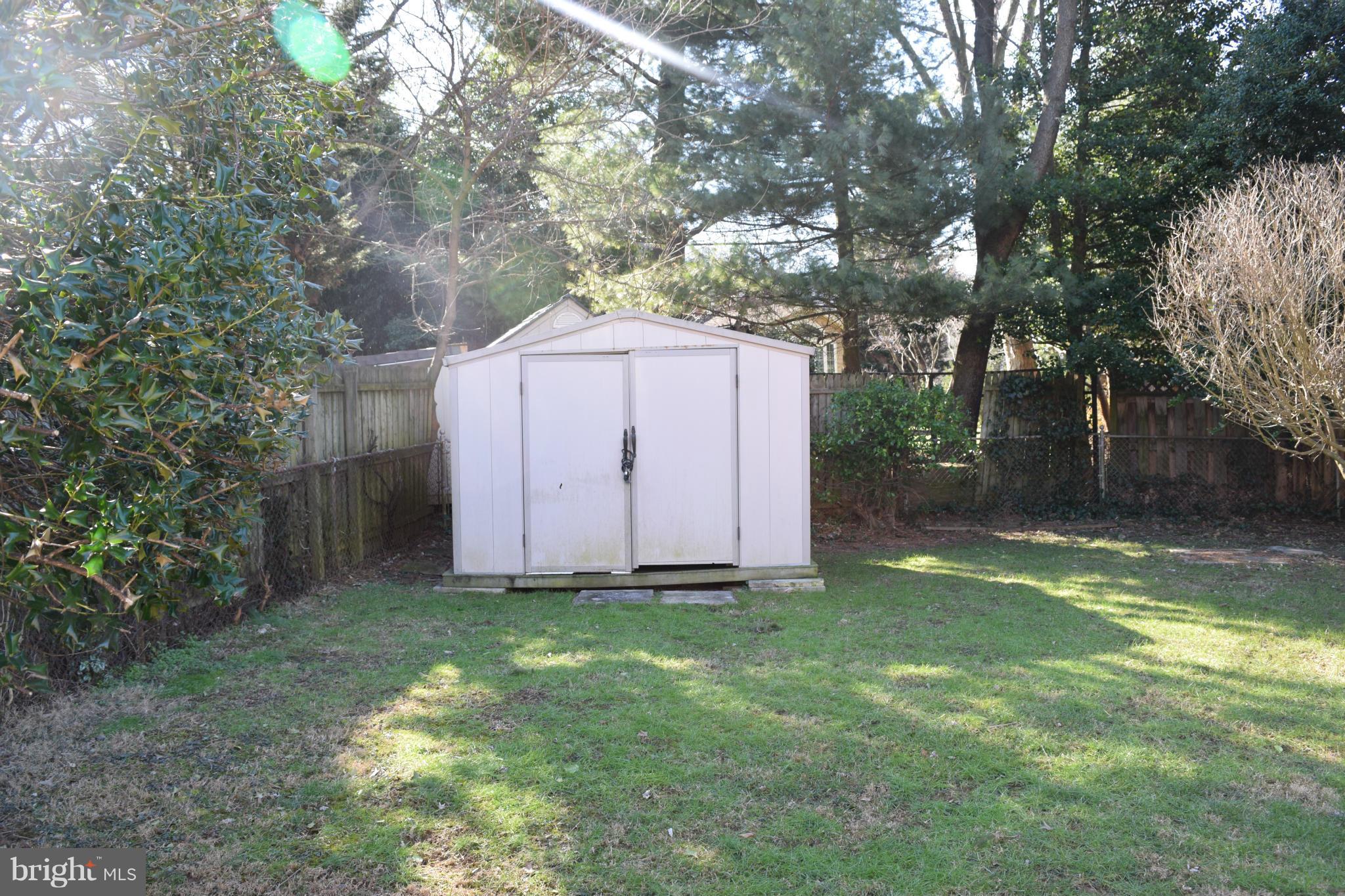 MCKENNEY HILLS - Residential Lease