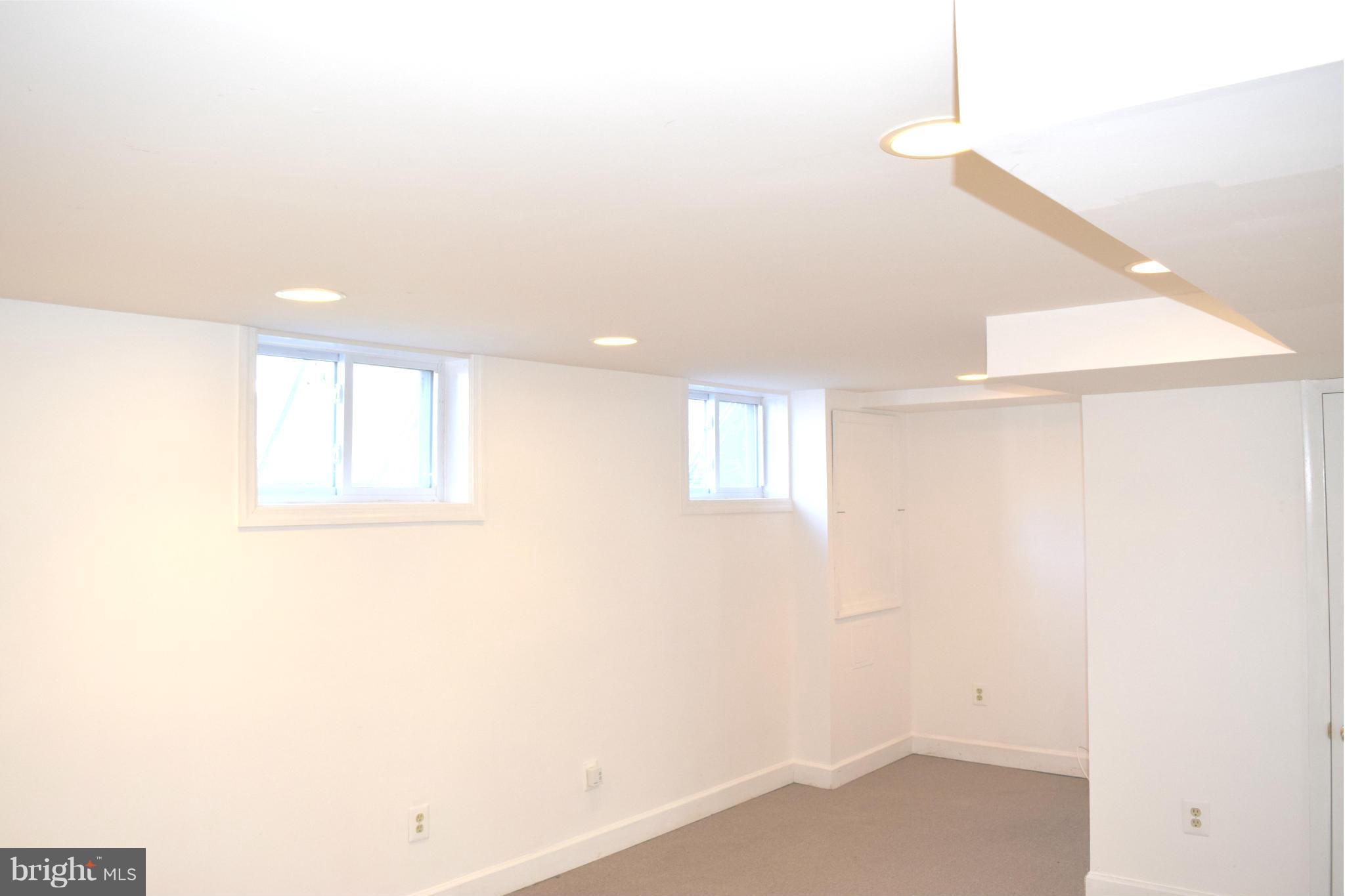 MCKENNEY HILLS - Residential Lease