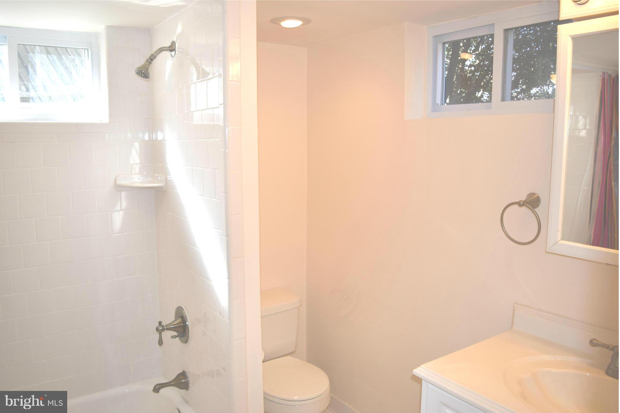 MCKENNEY HILLS - Residential Lease