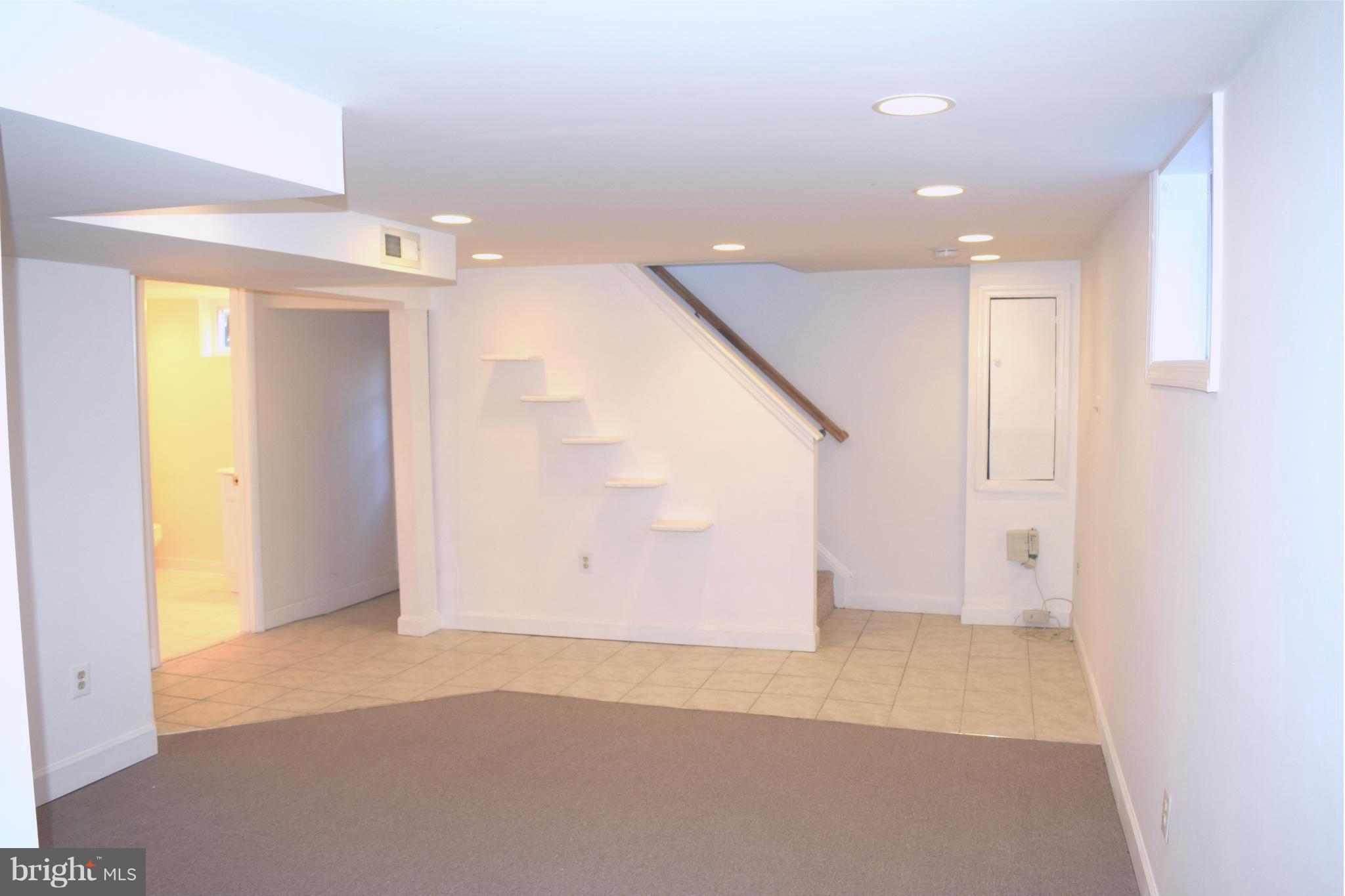 MCKENNEY HILLS - Residential Lease