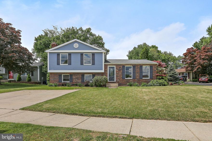 OPEN HOUSE CANCELLED. Welcome to this beautifully updated detached 4-level split home, perfectly designed for both everyday living and entertaining. Boasting a modern open-concept floor plan, this home features a thoughtfully designed layout that offers space, flexibility, and style.
The expansive kitchen is a true centerpiece, complete with granite countertops, stainless steel appliances, and ample room for cooking and gathering. The adjacent living and dining areas flow effortlessly, creating an inviting space for hosting friends and family.
Upstairs, you’ll find three spacious bedrooms, including a primary suite with a beautifully updated en suite bath with custom tile work. Two additional bedrooms share an updated hall bathroom, offering comfort and privacy for family or guests.
A unique flex space just off the main living area is perfect as a children’s playroom, cozy reading nook, or home office. The lower-level recreation room features a striking stone fireplace with an electric insert, a full bath, and laundry room.
The finished basement level offers even more potential, with a huge storage area and potential 4th bedroom, exercise room, or home office (or all 3!)
Step outside to enjoy the landscaped yard, spacious deck, fire pit area, play zone, and storage shed—everything you need to enjoy outdoor living. A 2-car parking pad adds extra convenience.
This home checks all the boxes: style, space, and modern updates—don’t miss your chance to make it yours!