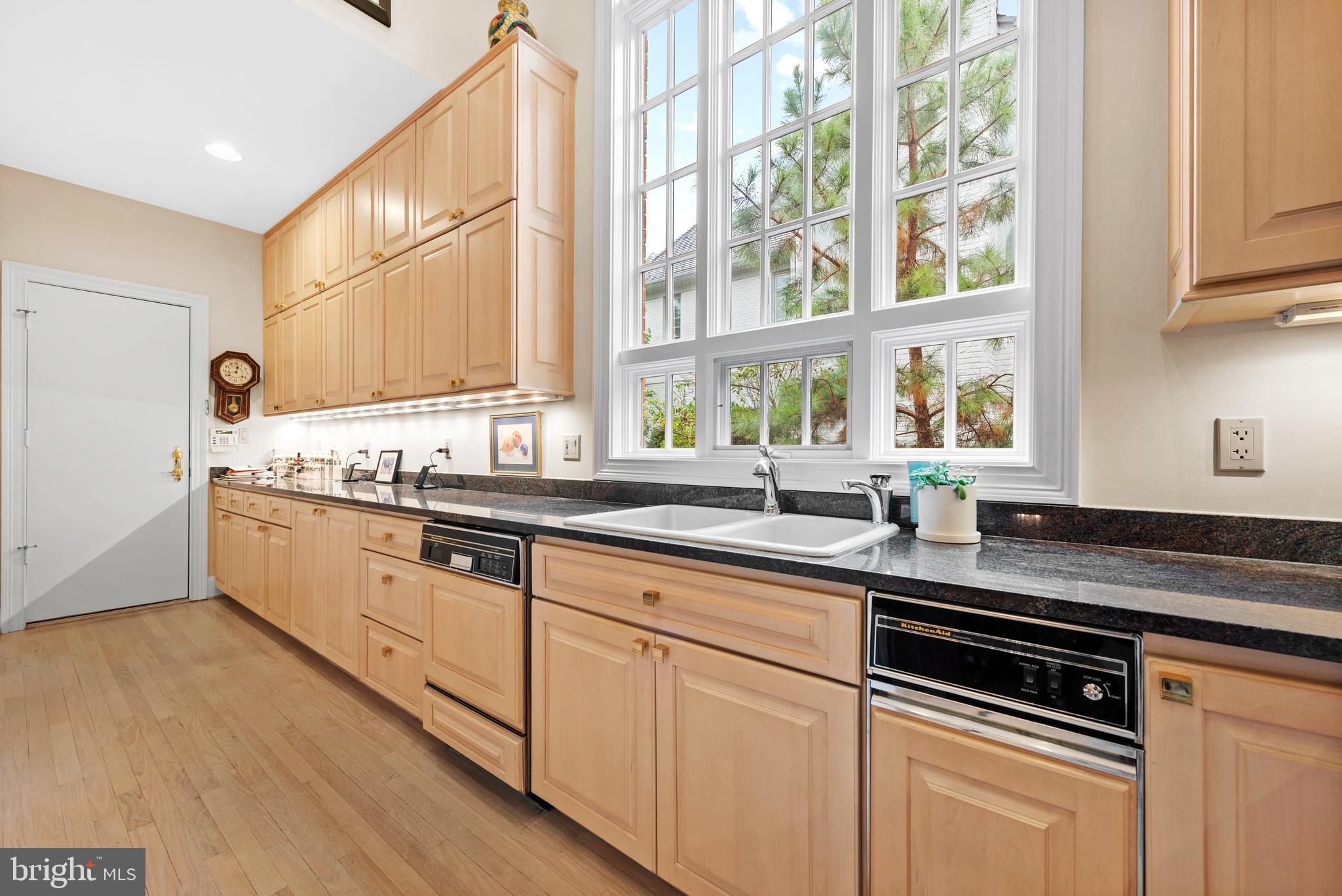 AVENEL - Residential