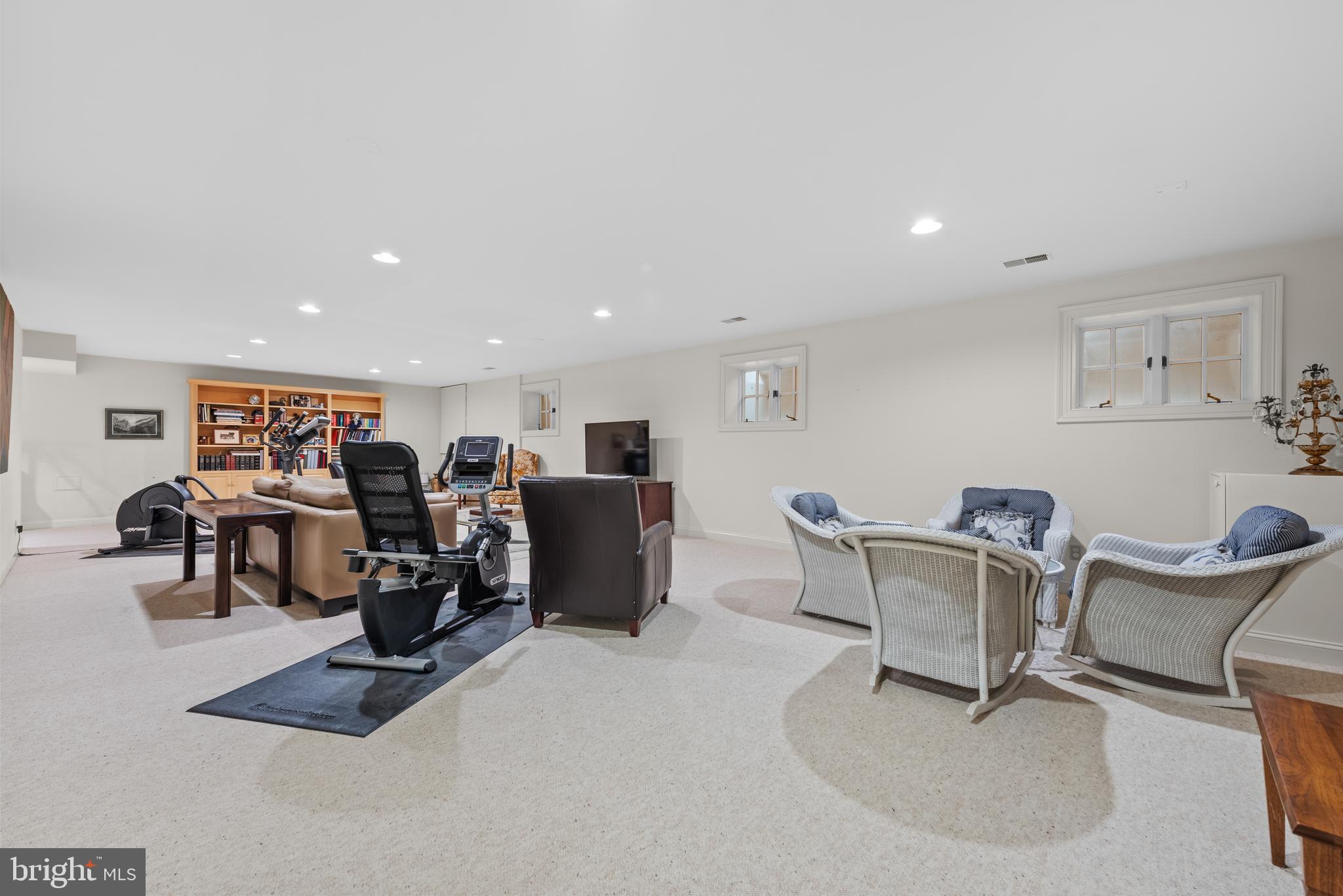 AVENEL - Residential