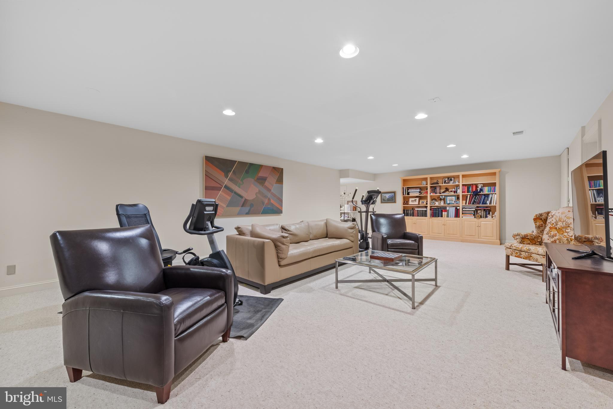 AVENEL - Residential