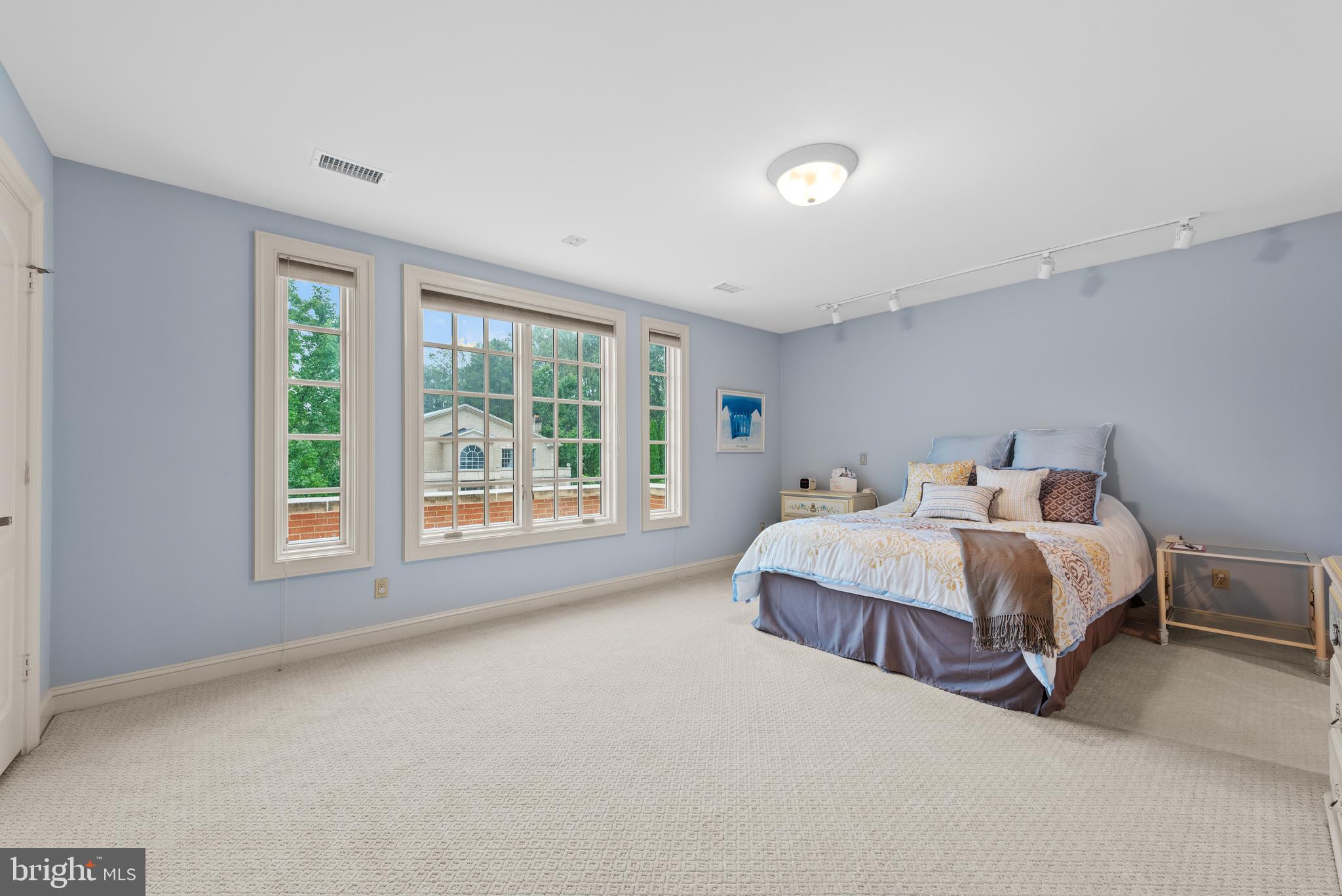 AVENEL - Residential