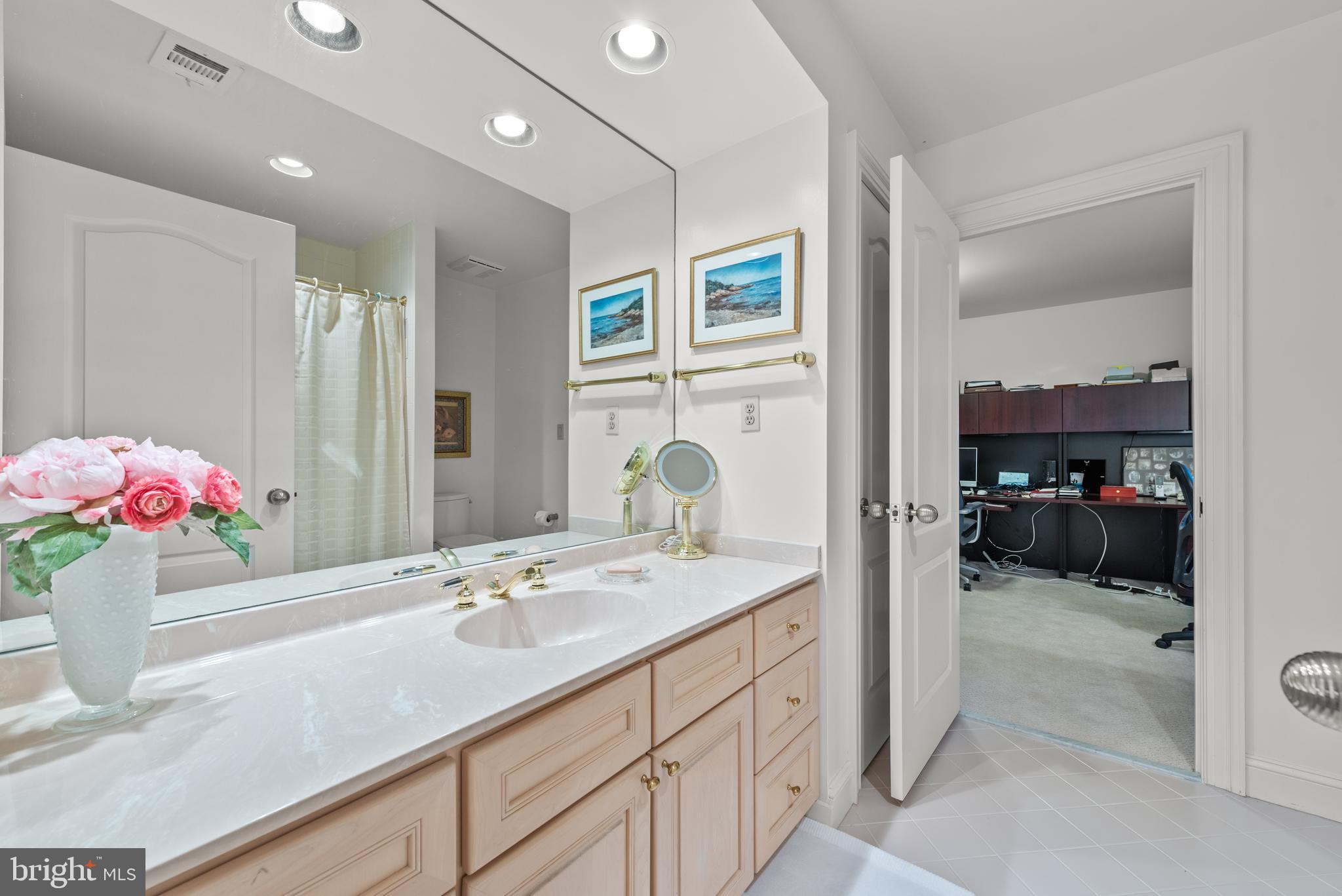 AVENEL - Residential