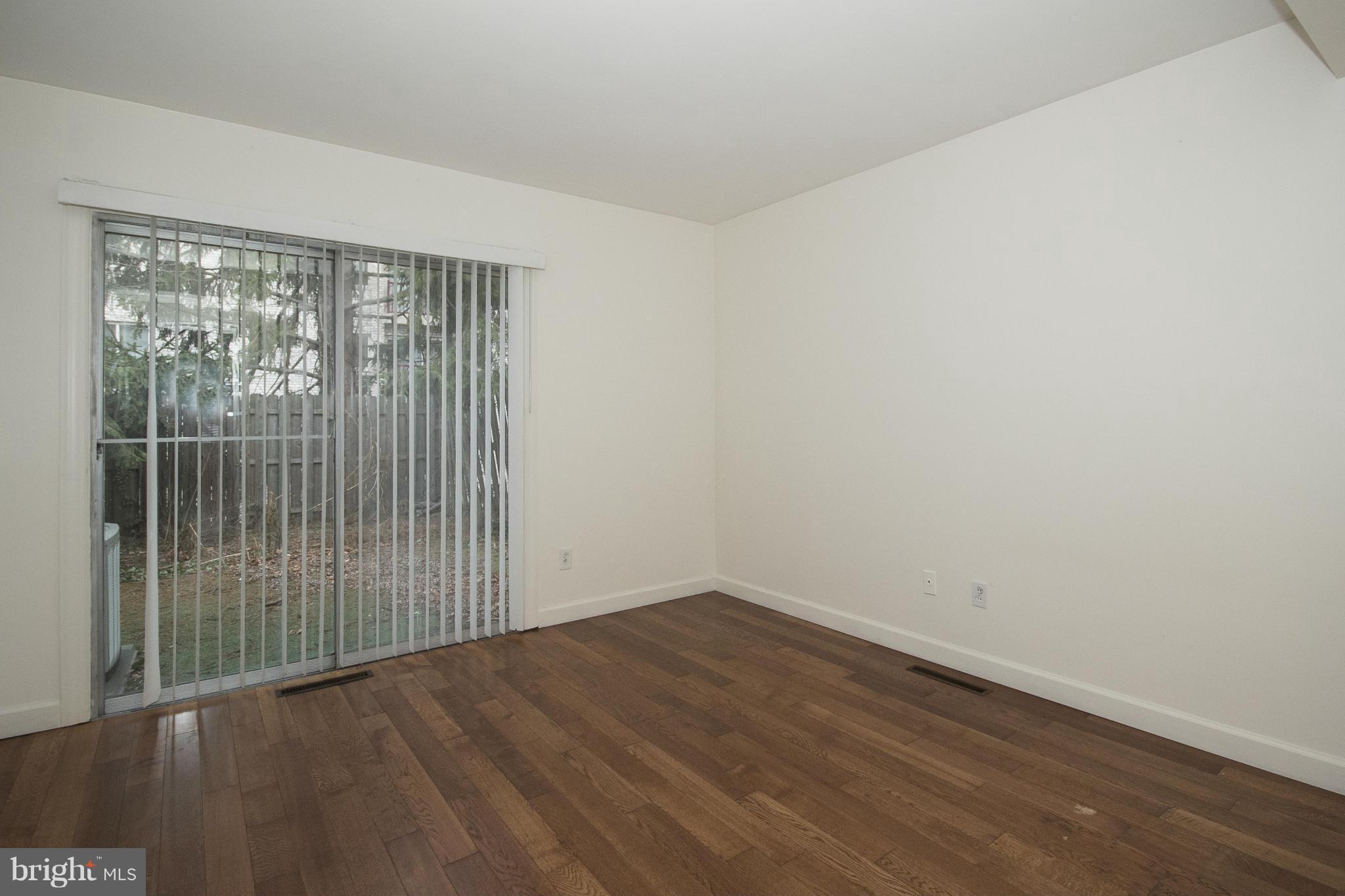 TOWSON GARDENS - Residential