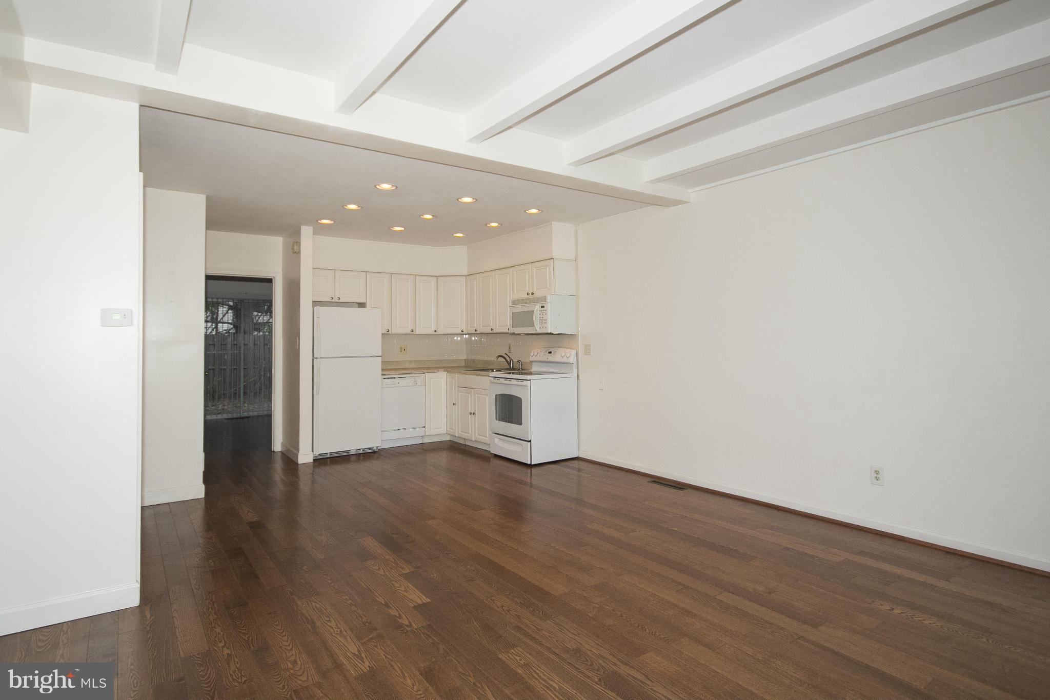 TOWSON GARDENS - Residential