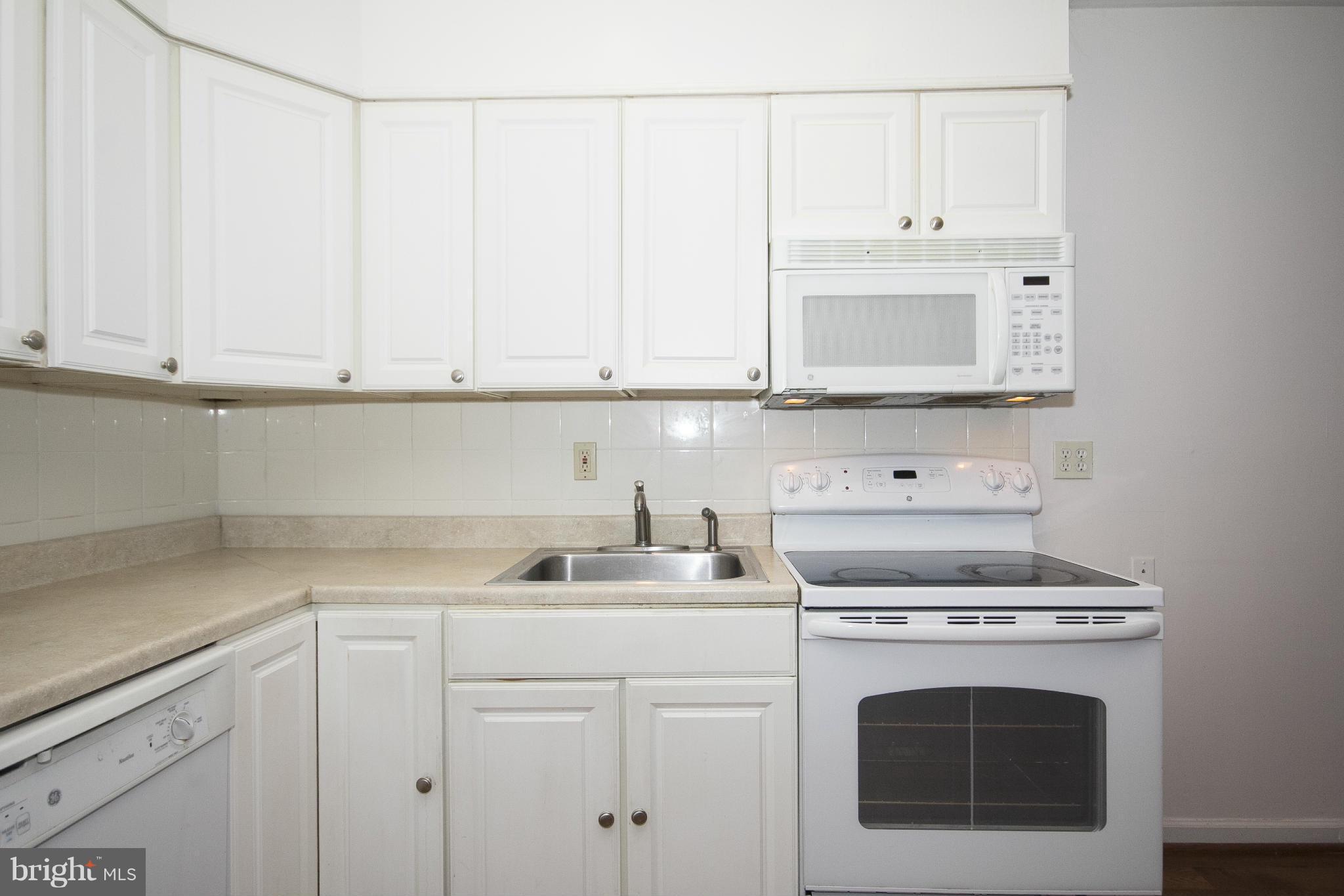 TOWSON GARDENS - Residential