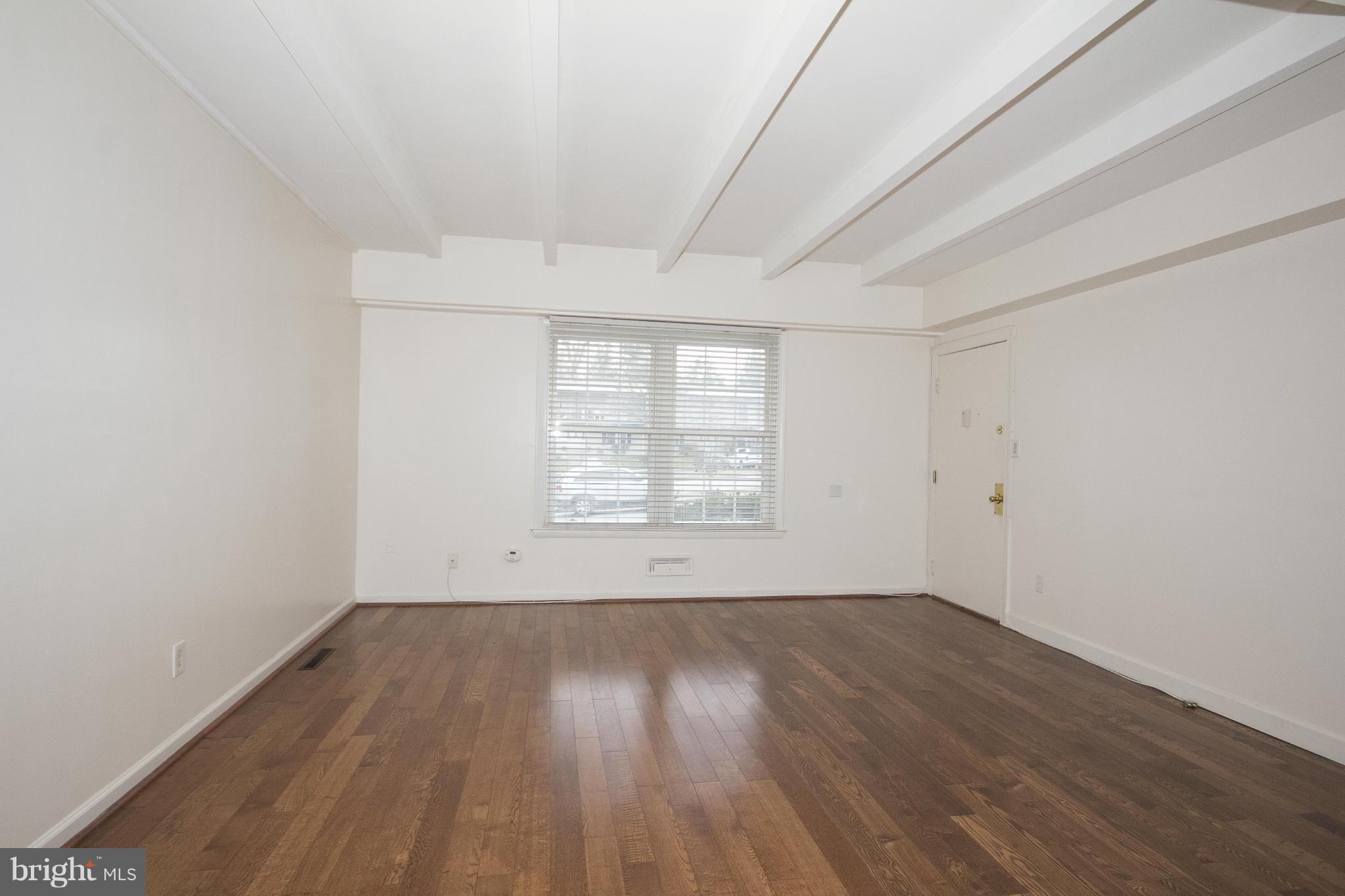 TOWSON GARDENS - Residential