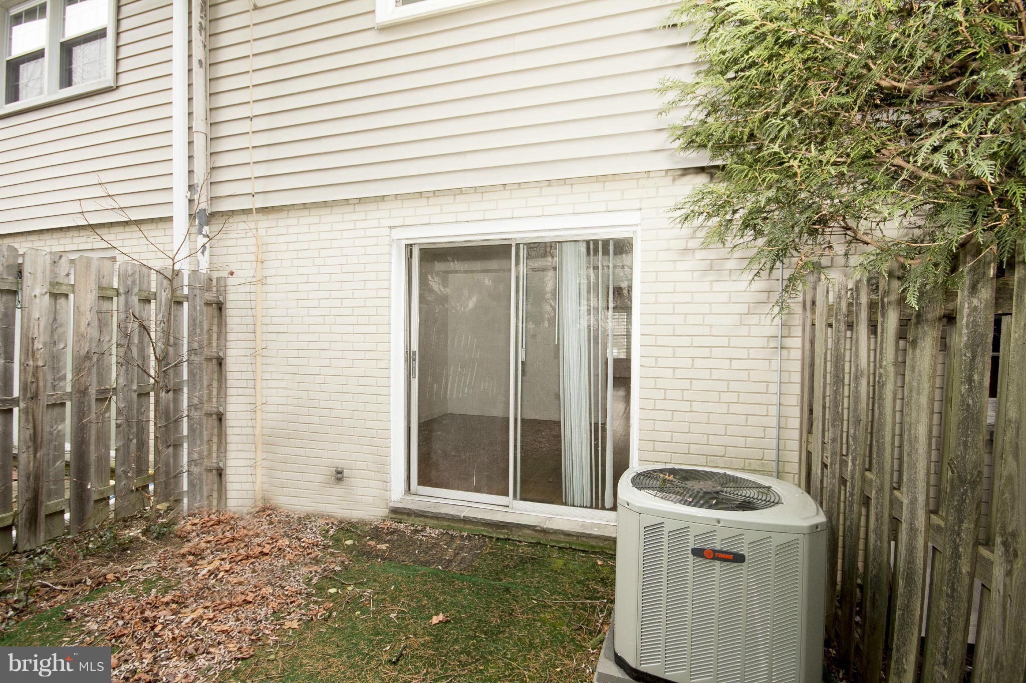 TOWSON GARDENS - Residential