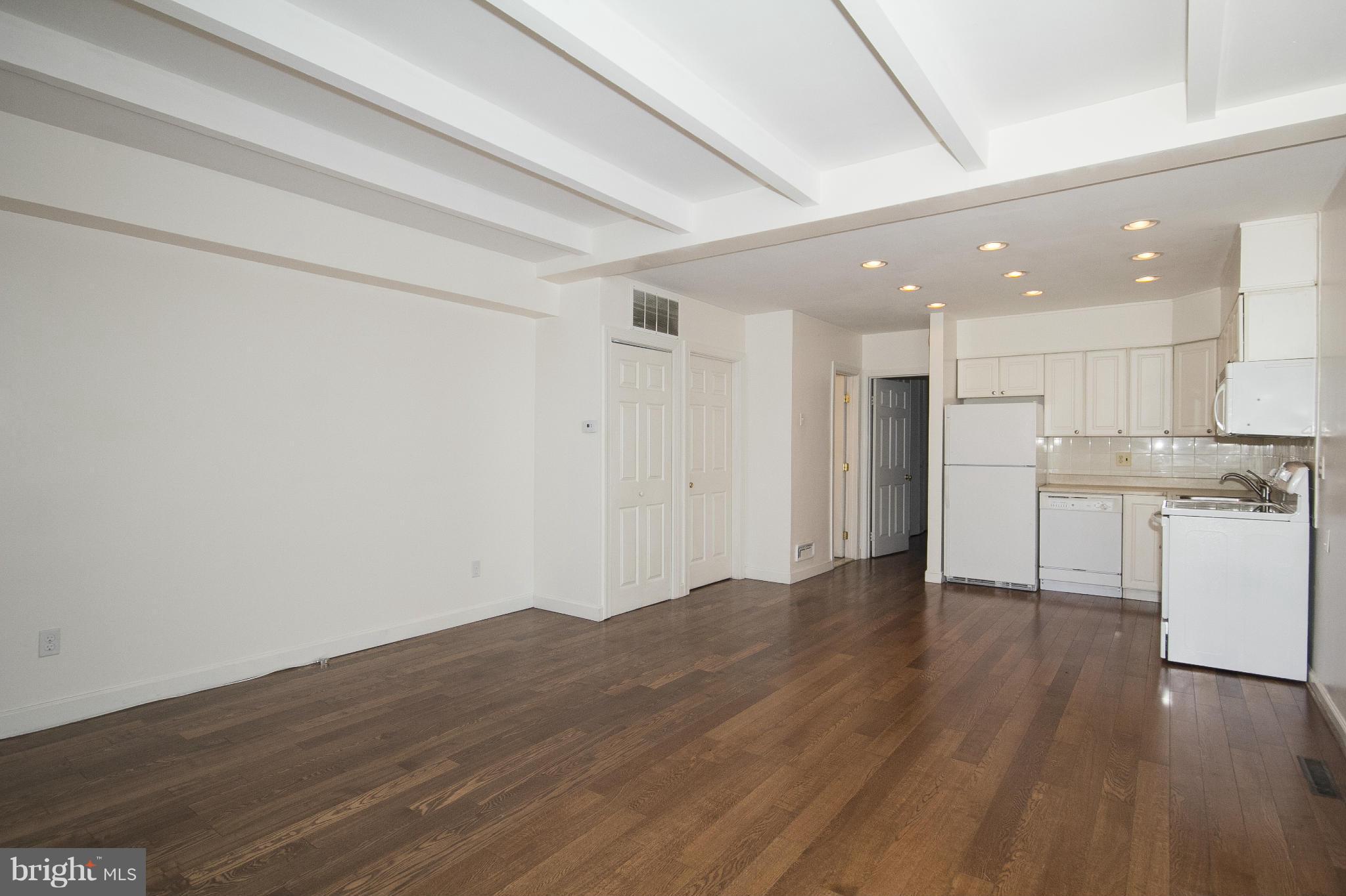 TOWSON GARDENS - Residential