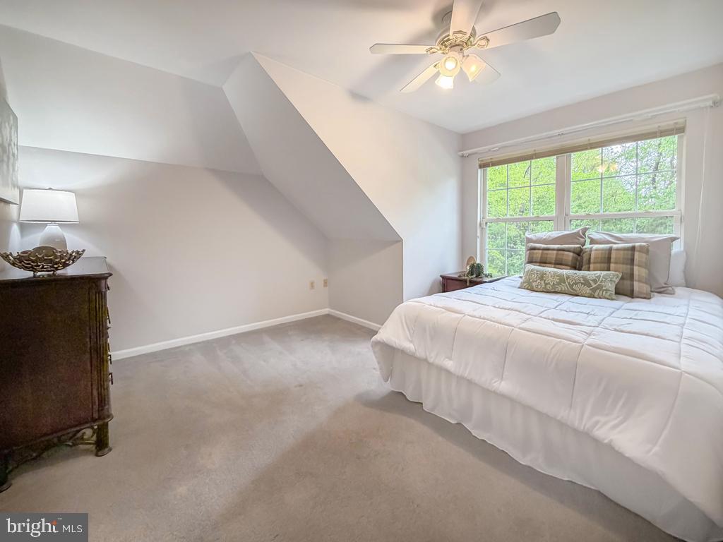 THE VILLAS AT REGE - Residential