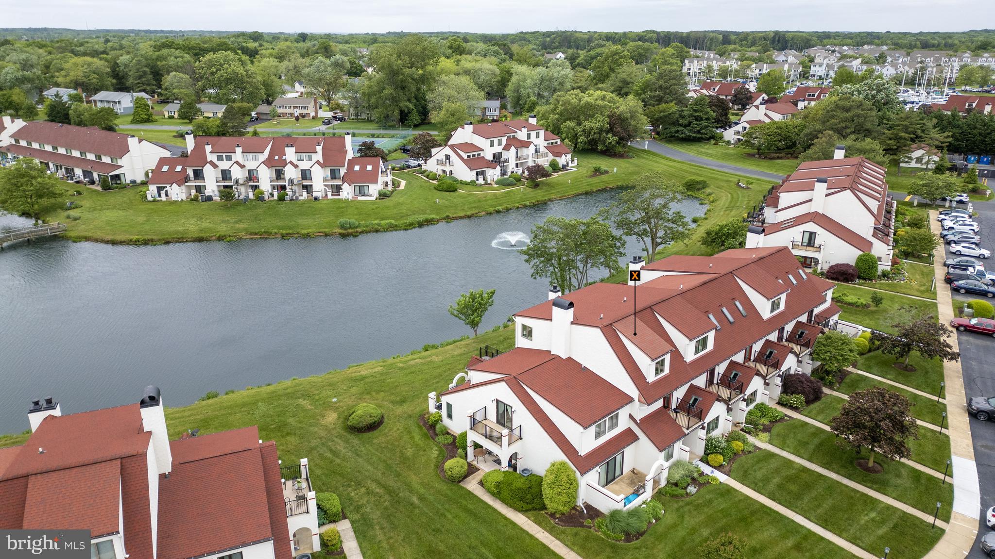 QUEENS LANDING - Residential