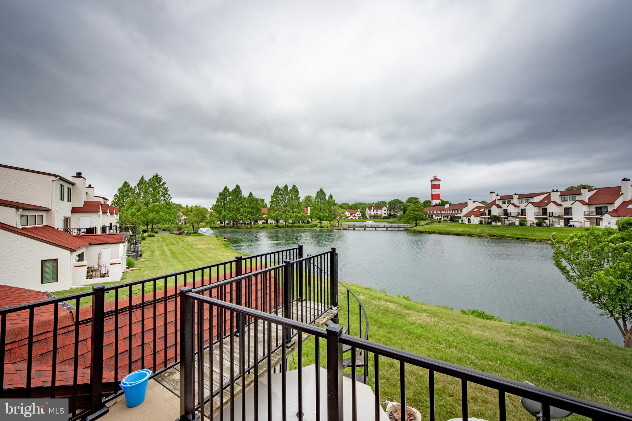 QUEENS LANDING - Residential