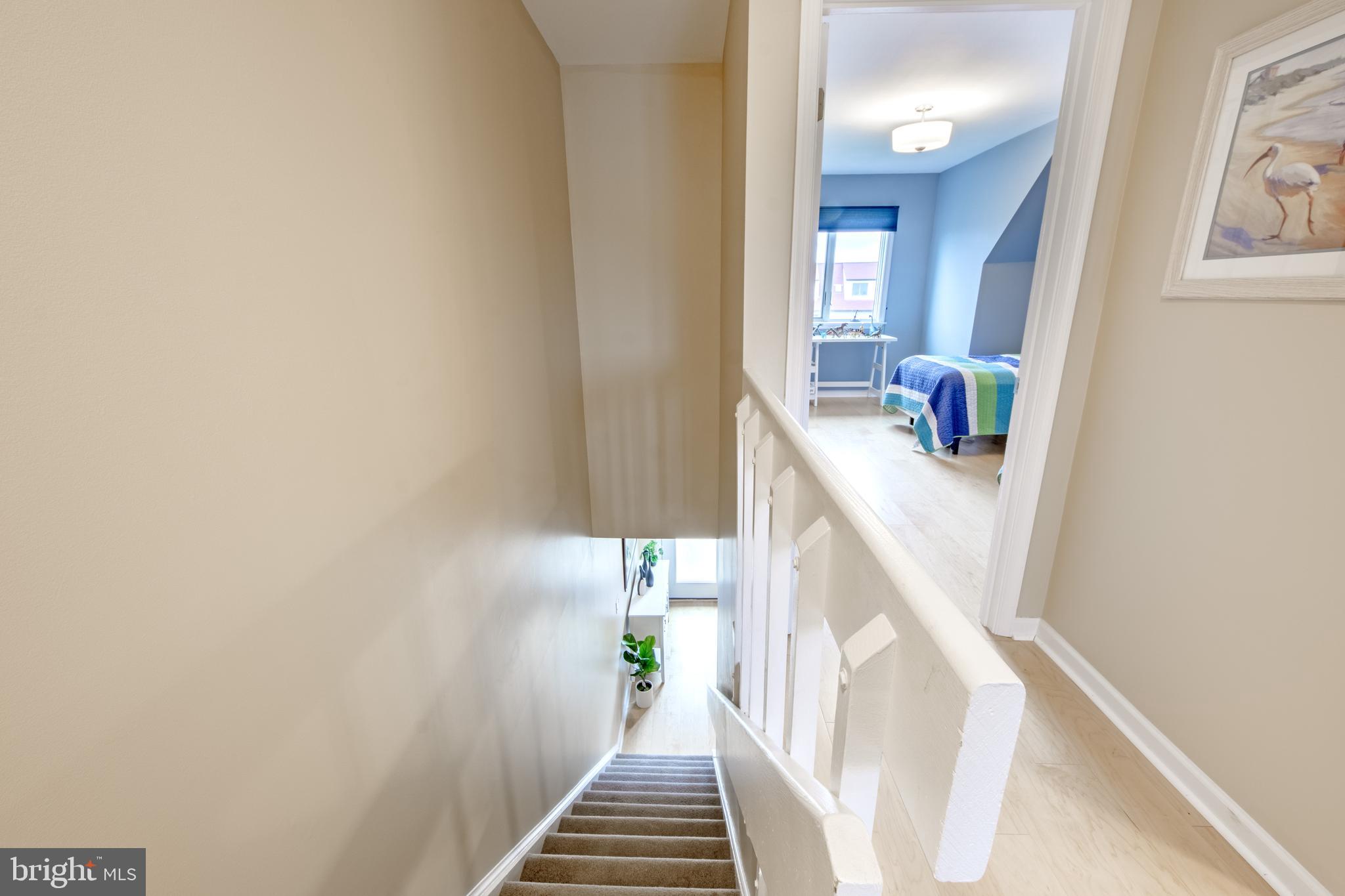 QUEENS LANDING - Residential