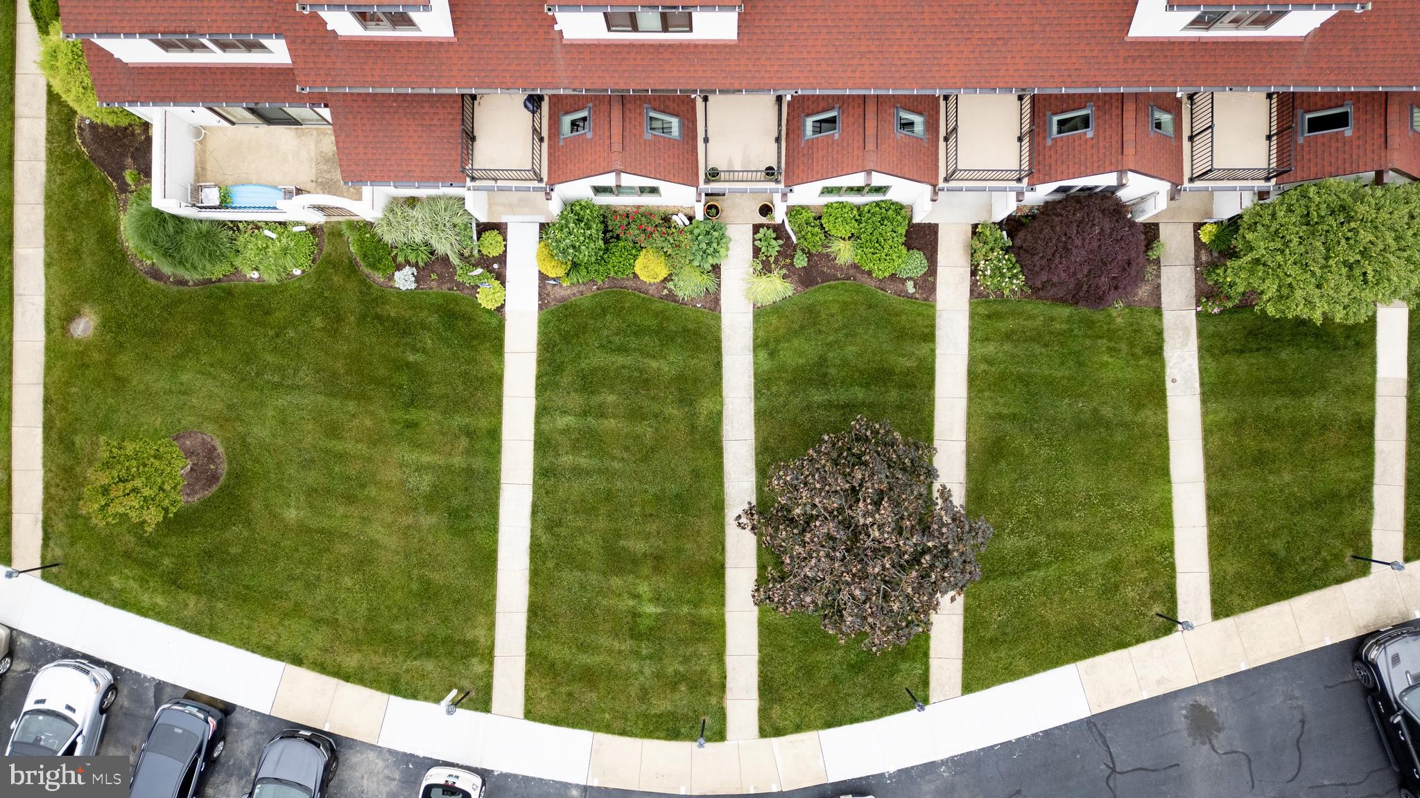 QUEENS LANDING - Residential