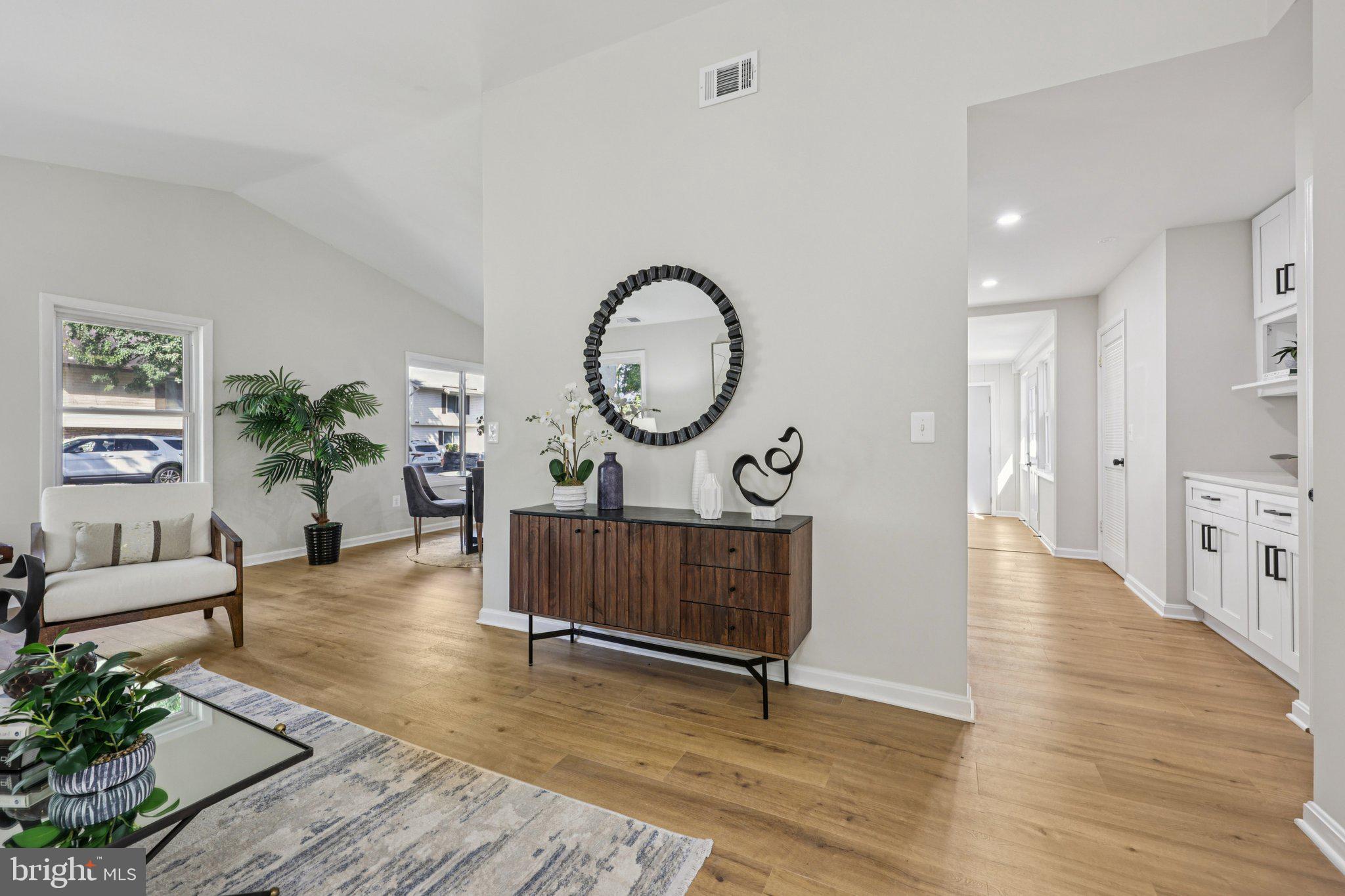 SUGARLAND RUN - Residential