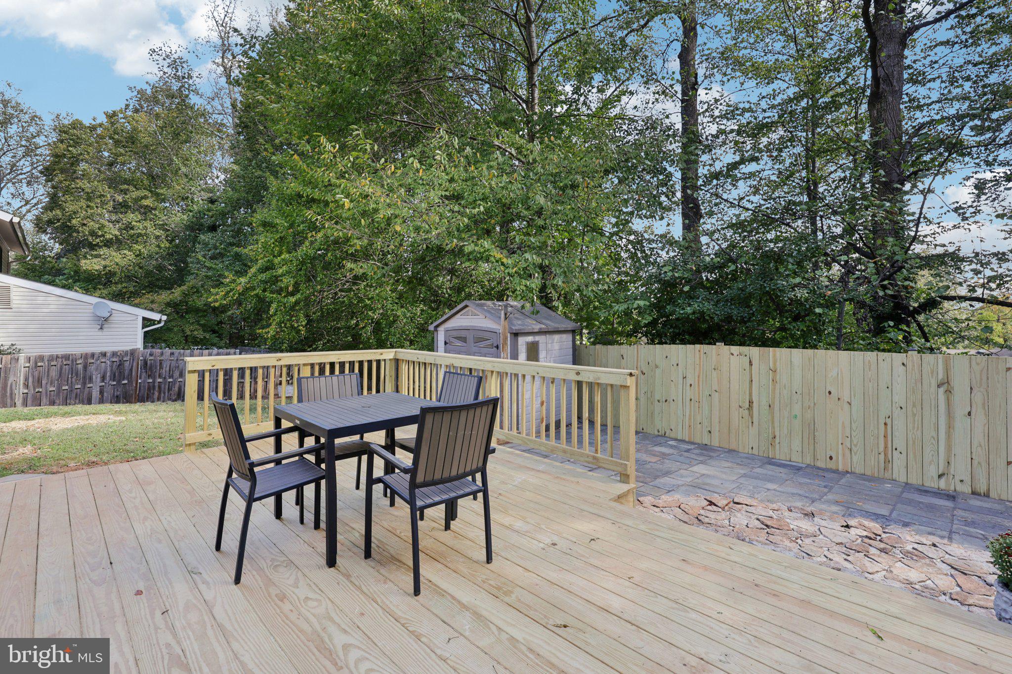 SUGARLAND RUN - Residential