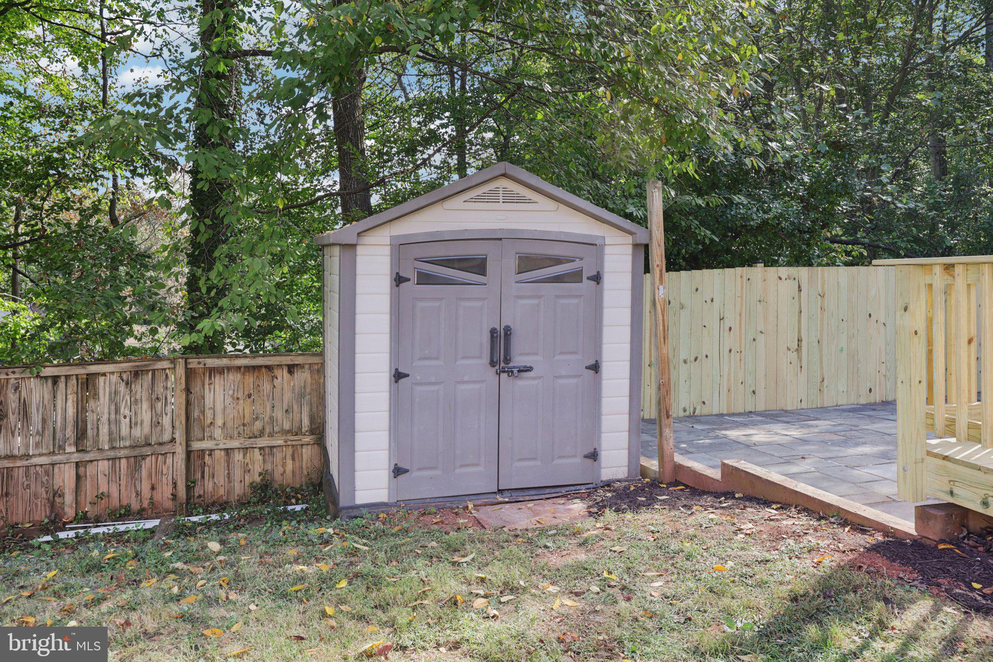 SUGARLAND RUN - Residential