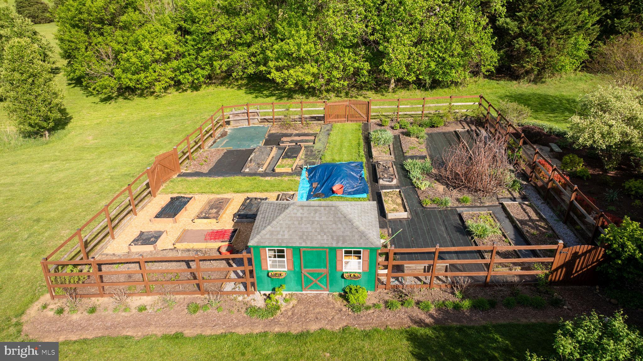 ORCHARD ON THE POTOMAC - Residential