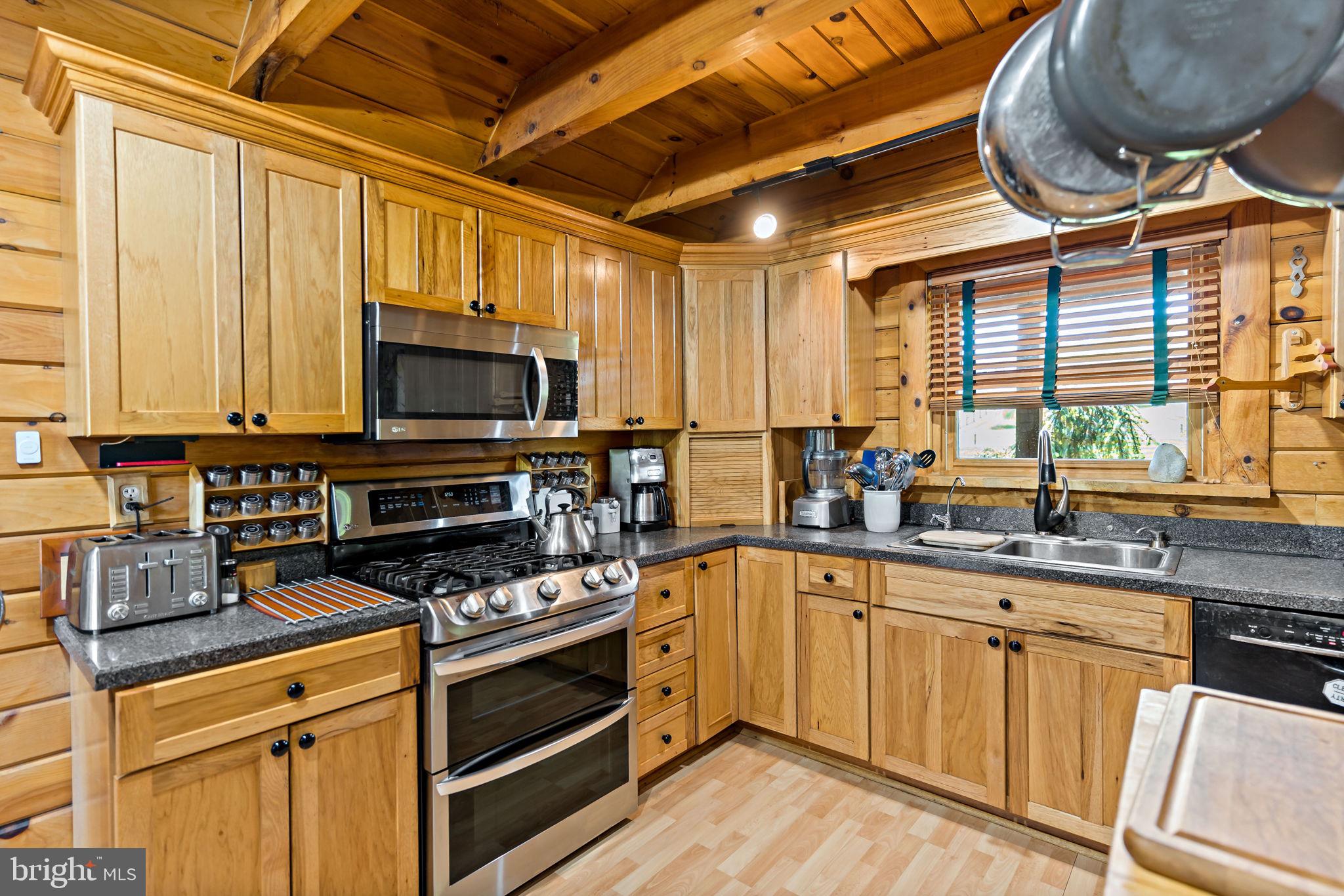 ORCHARD ON THE POTOMAC - Residential