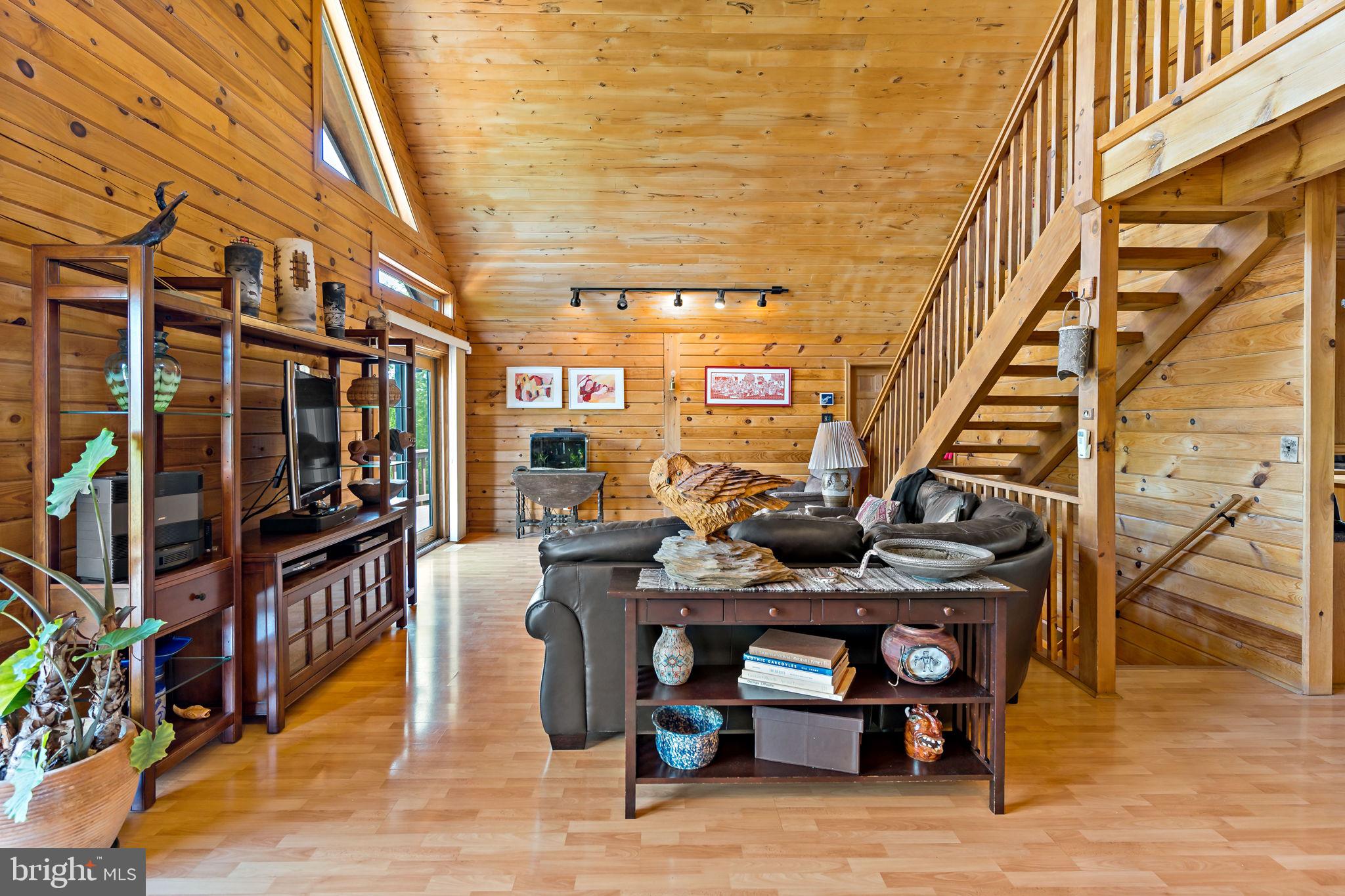 ORCHARD ON THE POTOMAC - Residential