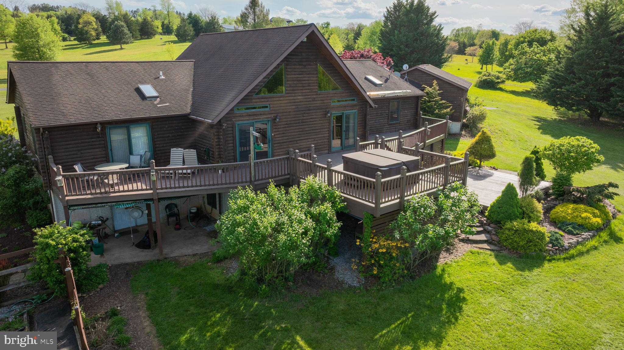 ORCHARD ON THE POTOMAC - Residential