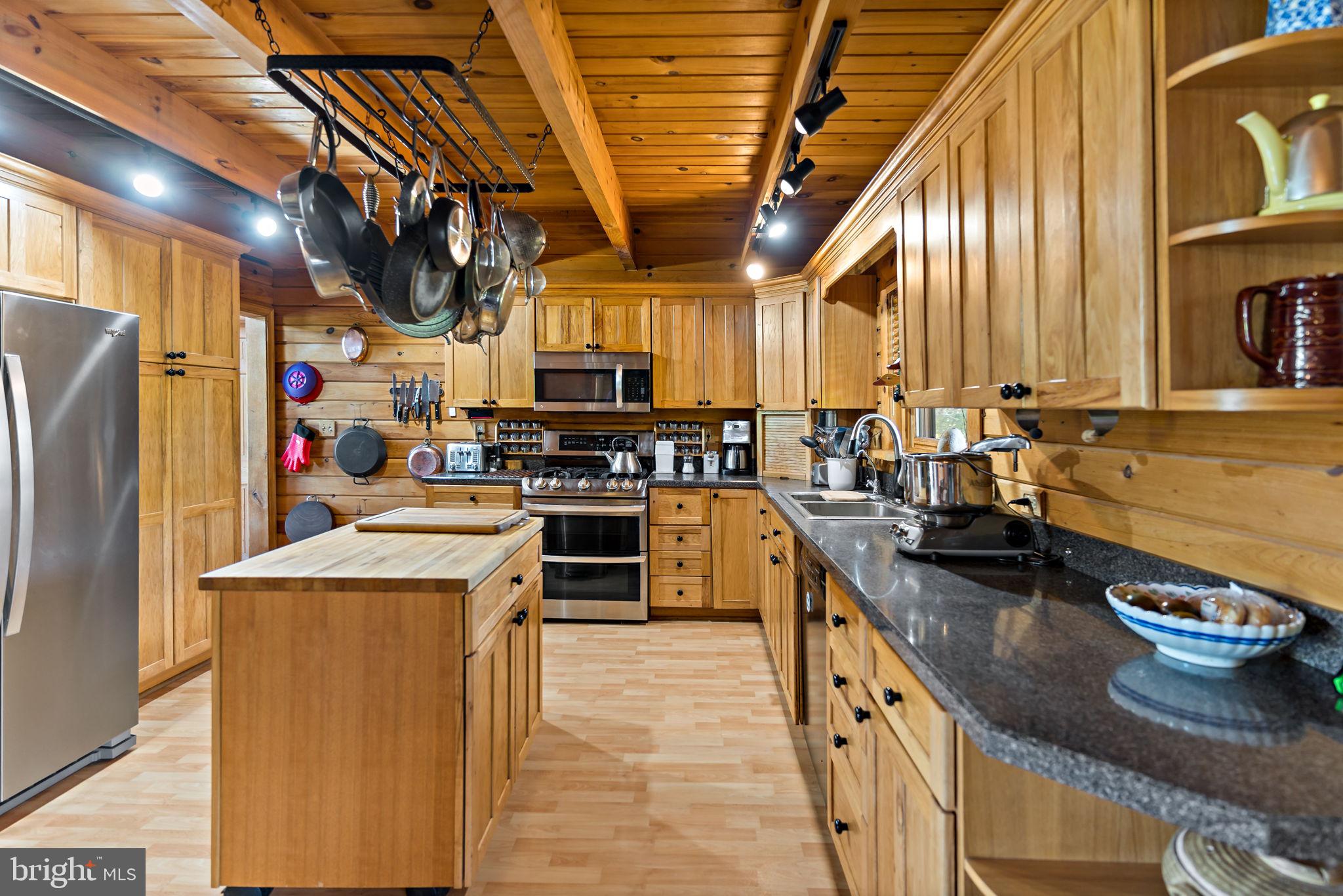 ORCHARD ON THE POTOMAC - Residential