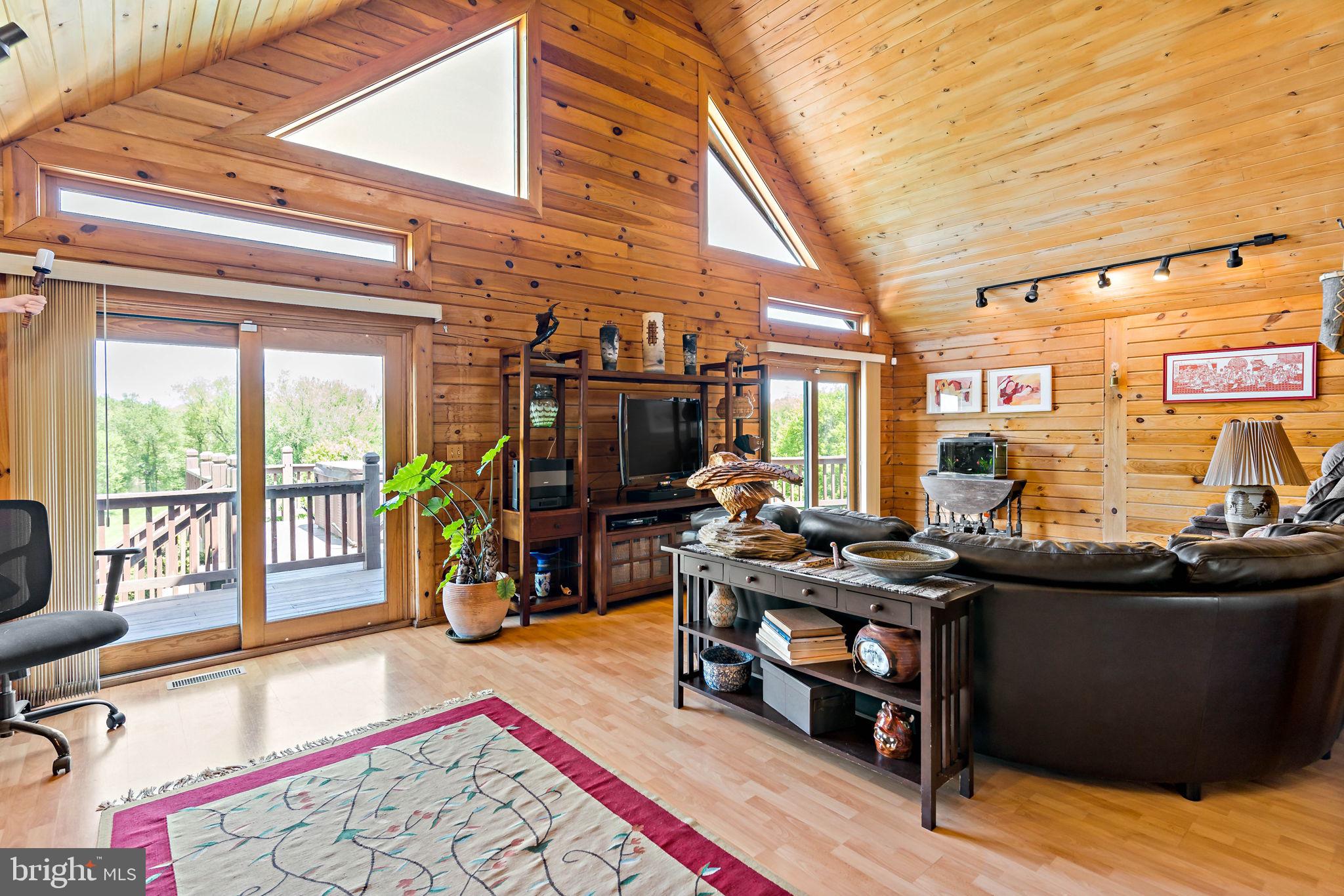 ORCHARD ON THE POTOMAC - Residential