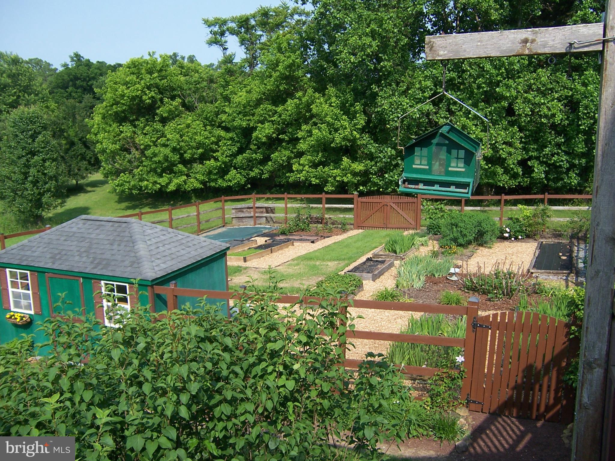 ORCHARD ON THE POTOMAC - Residential