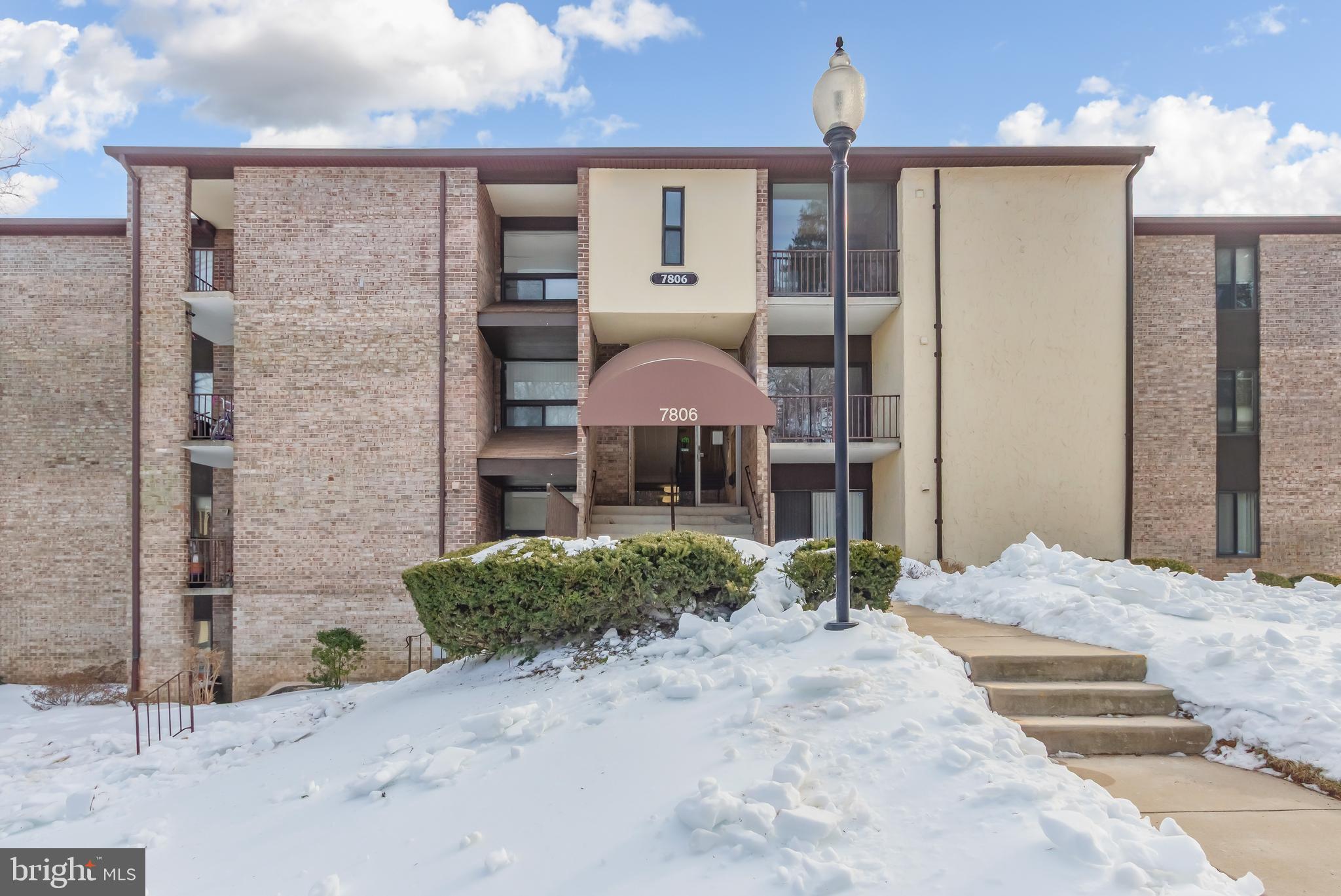 GREENBRIAR CONDO - Residential Lease