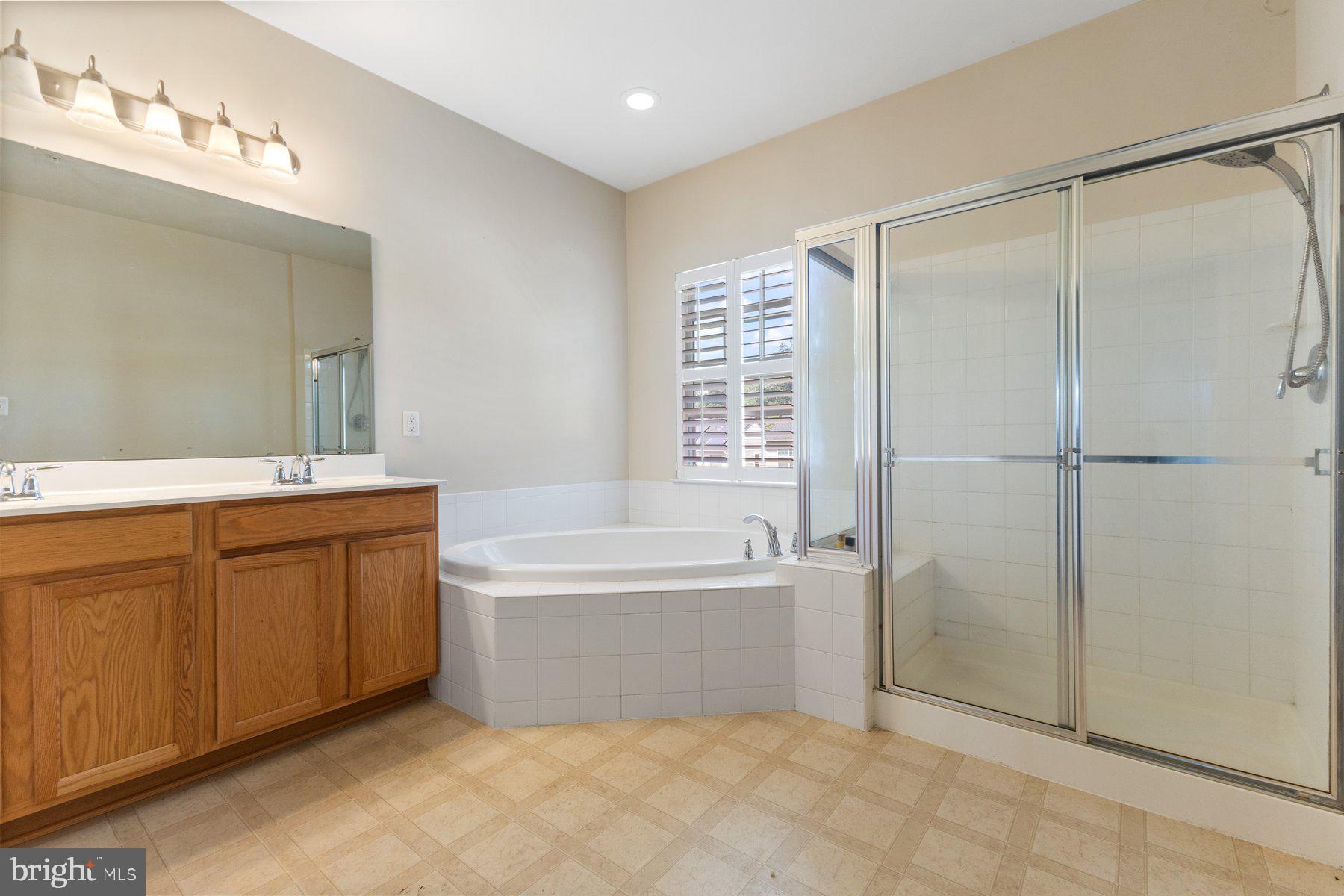 THE PRESERVE AT PISCATAWAY - Residential Lease